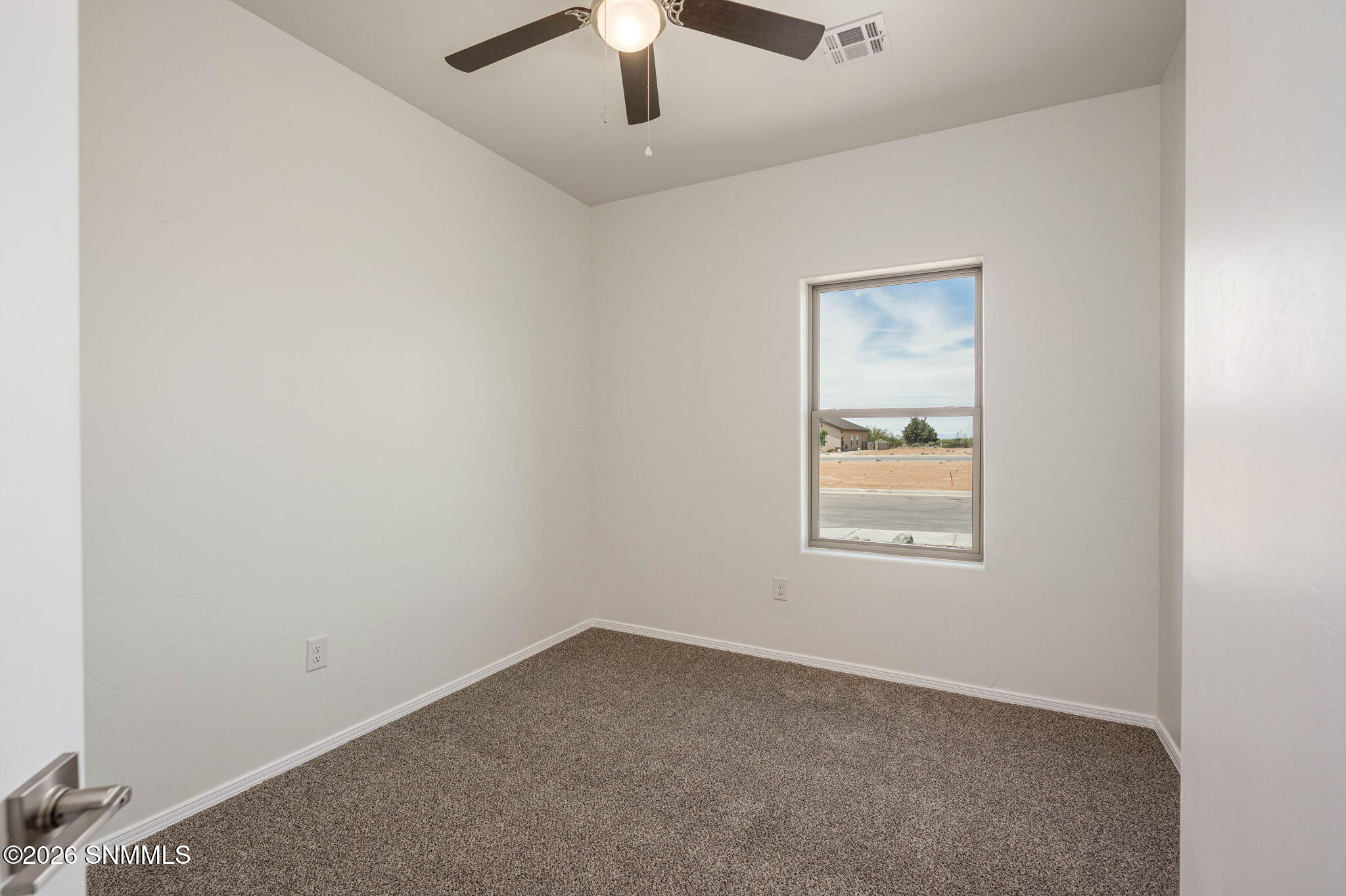 5922 Diaz Loop Property Photo 35