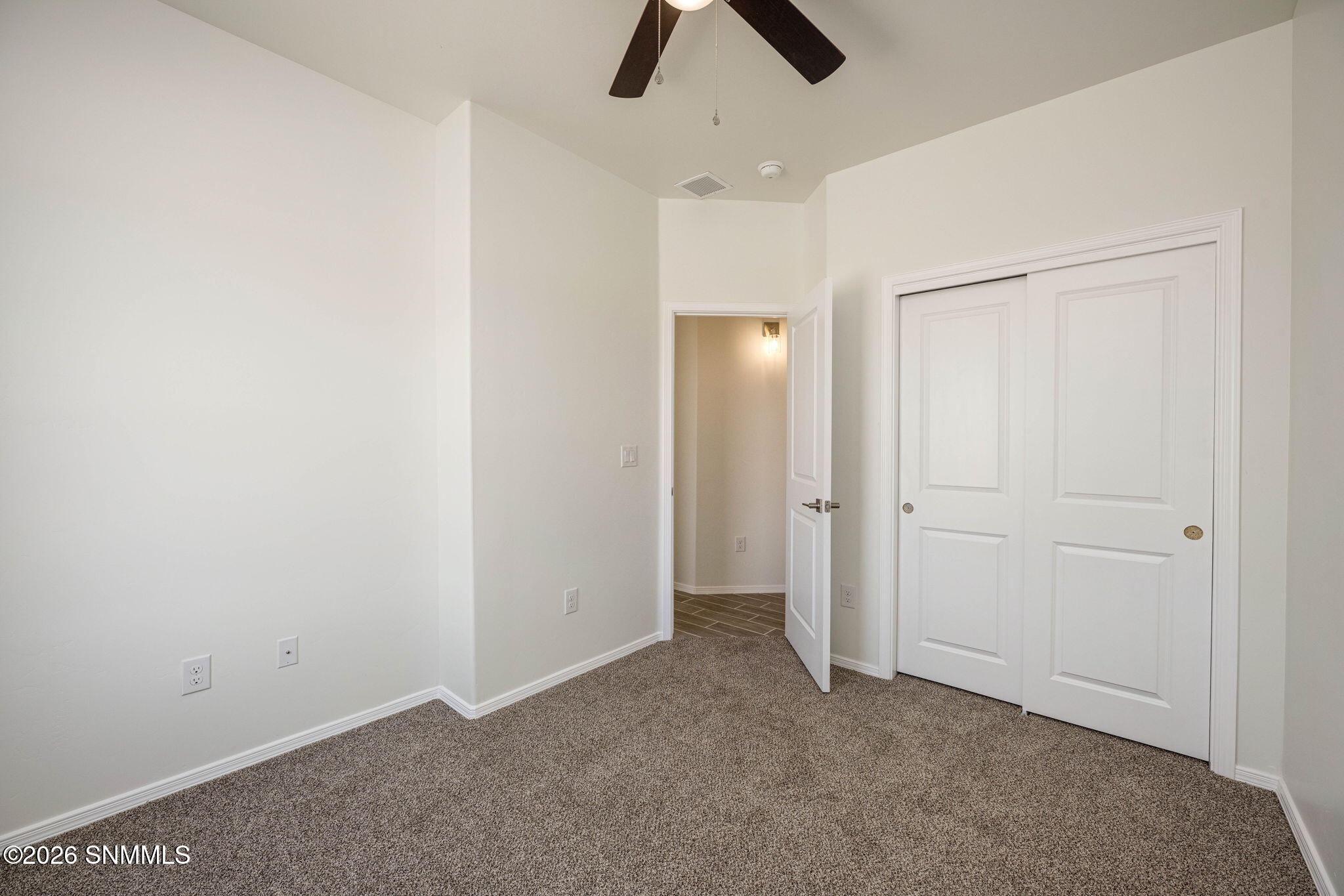 5922 Diaz Loop Property Photo 36