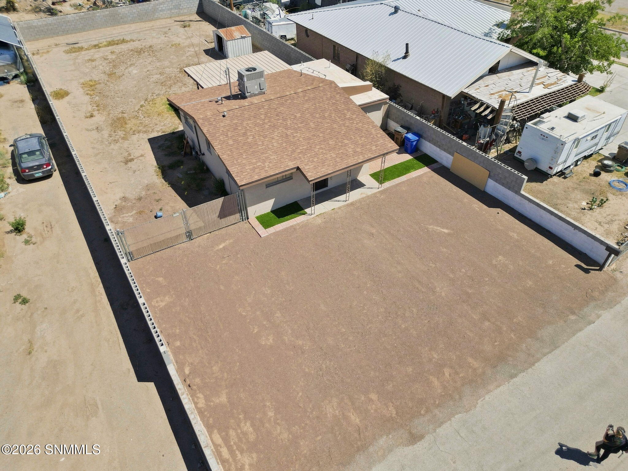 1520 Mayfield Road Property Photo 4