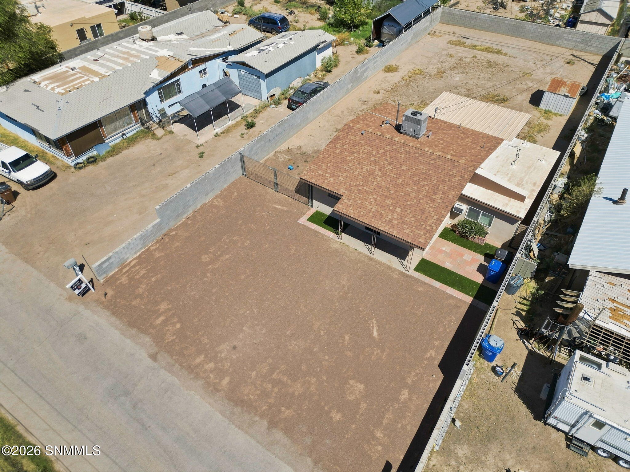 1520 Mayfield Road Property Photo 6