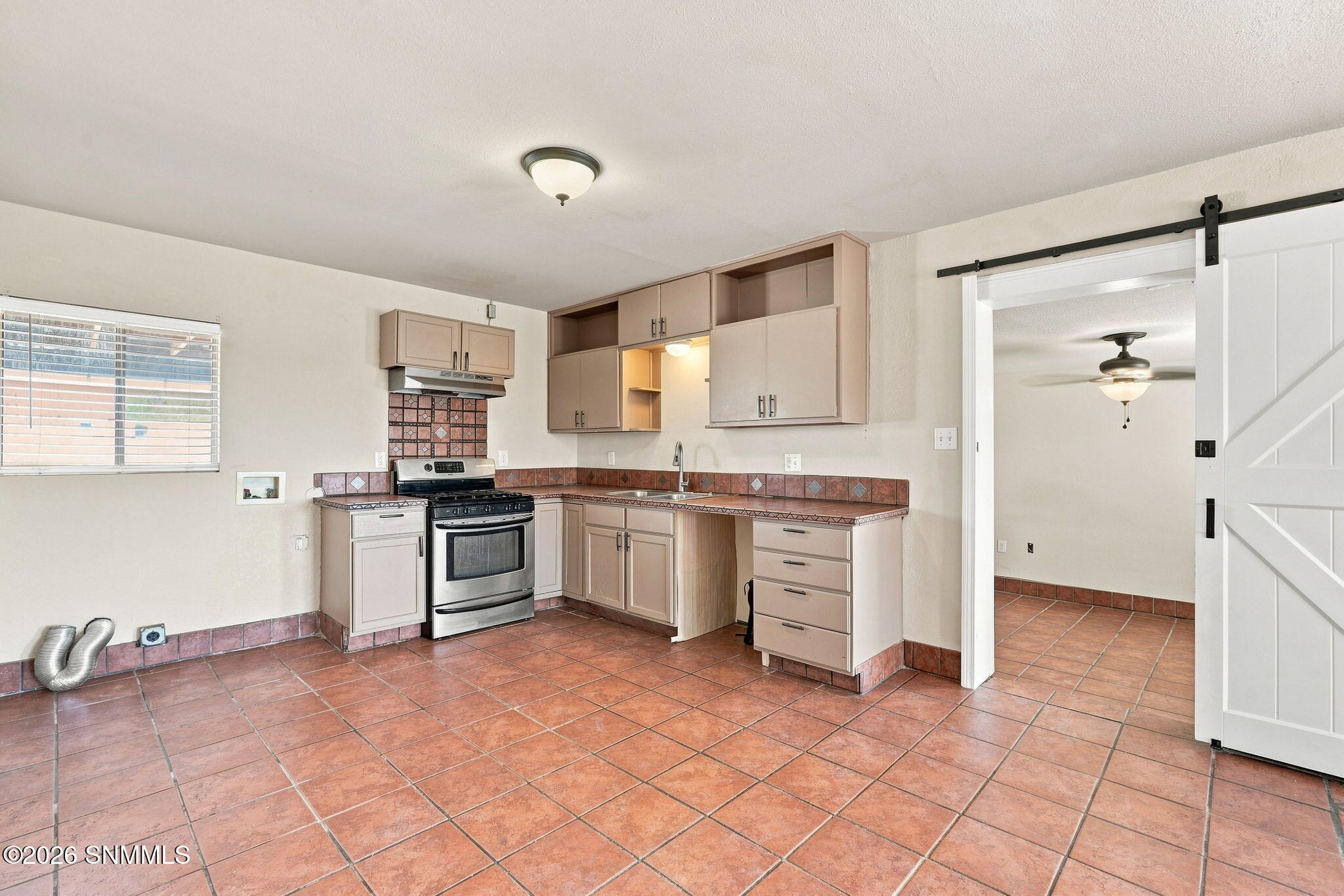 1520 Mayfield Road Property Photo 21