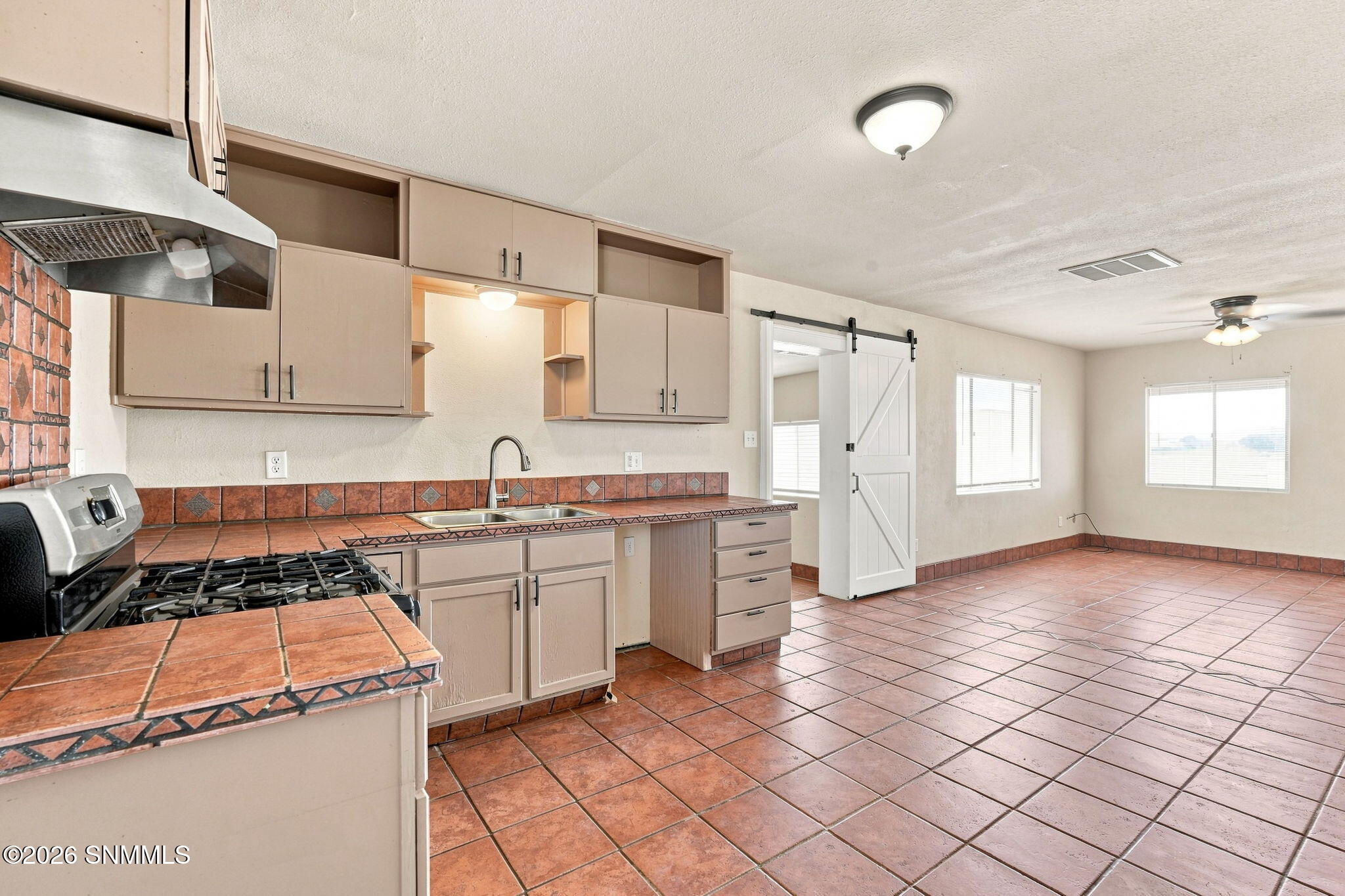 1520 Mayfield Road Property Photo 23