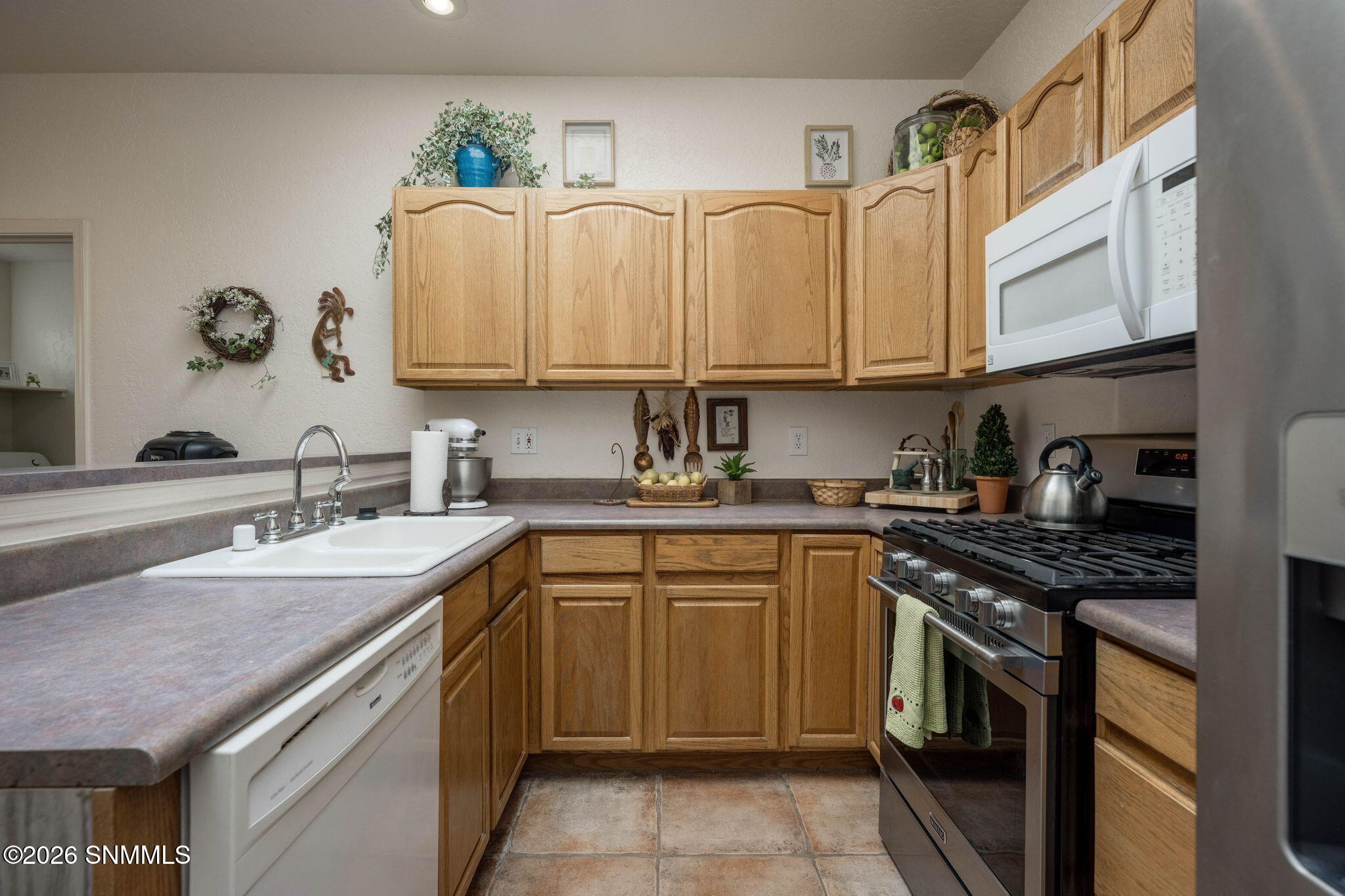 1042 Mormon Drive Property Photo 8