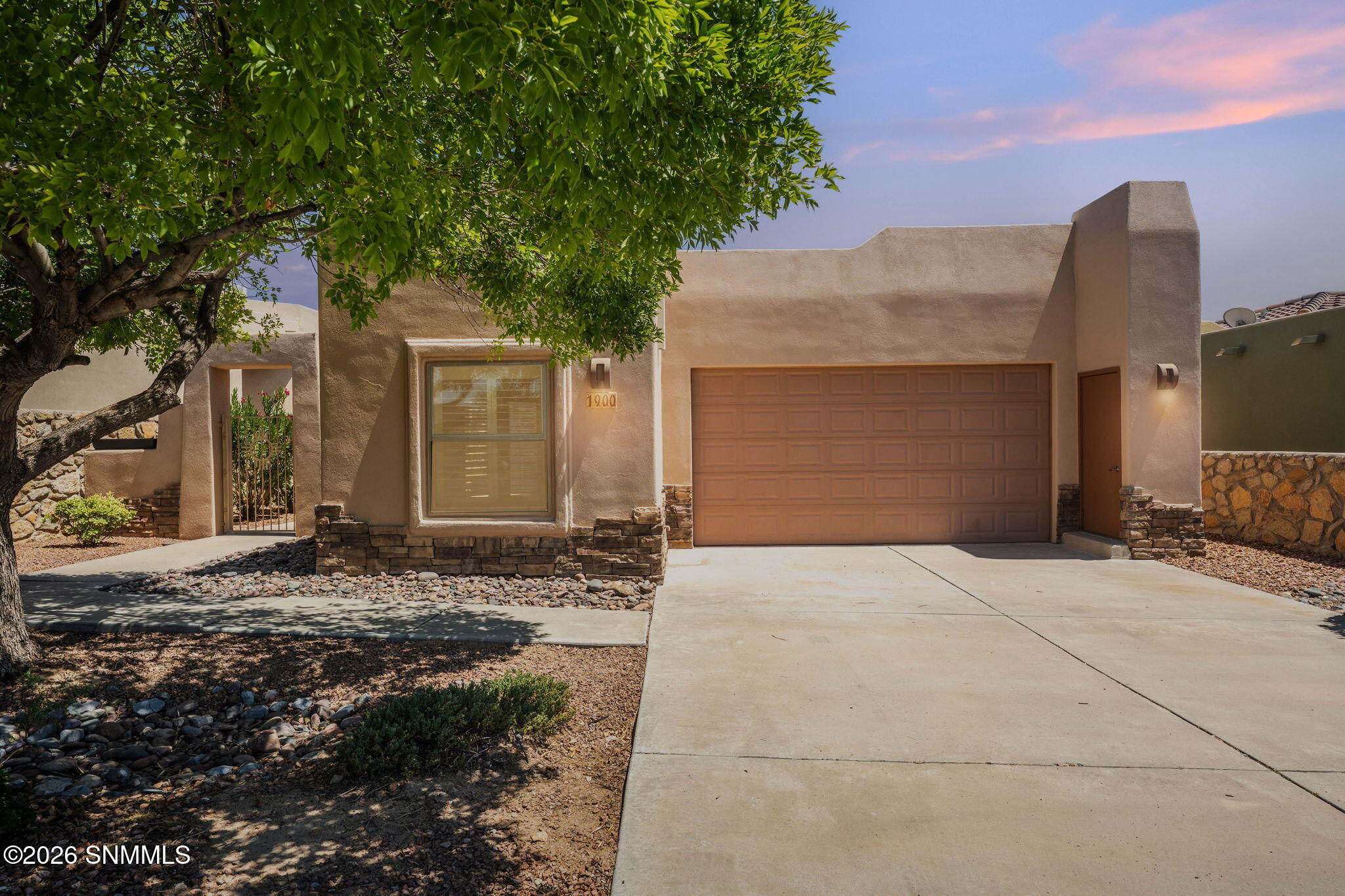 1900 N Sonoma Ranch Boulevard Property Photo 1