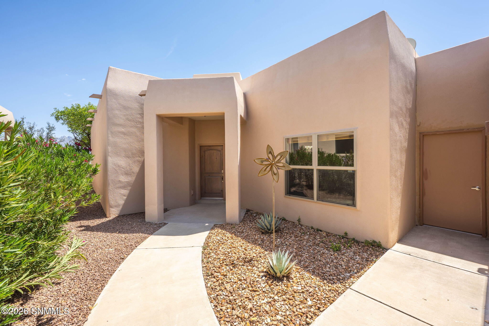 1900 N Sonoma Ranch Boulevard Property Photo 7