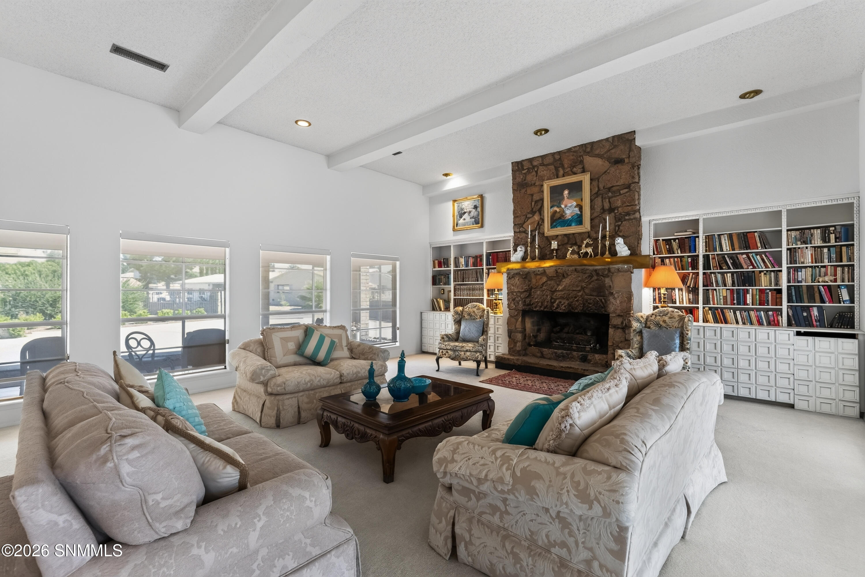 208 Magic Shadow Drive Property Photo 9