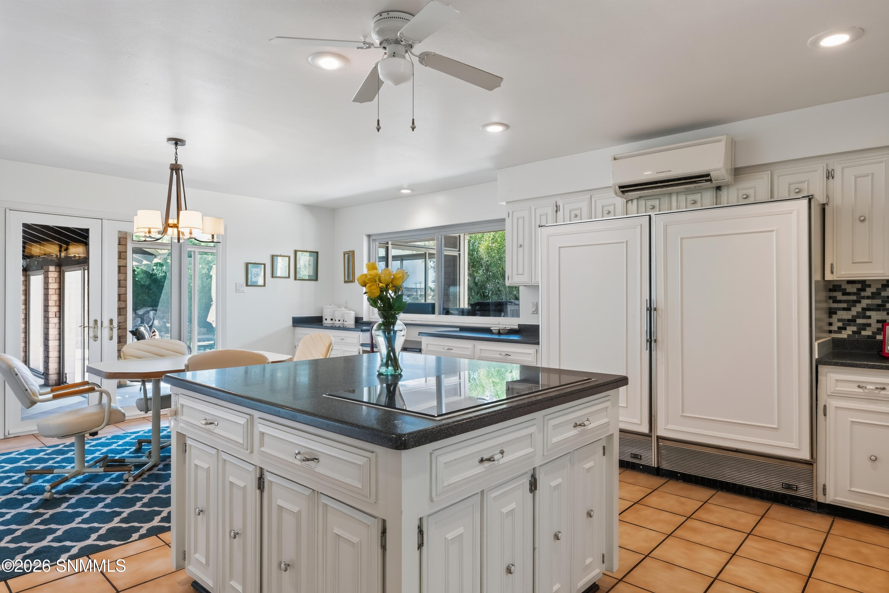 208 Magic Shadow Drive Property Photo 19