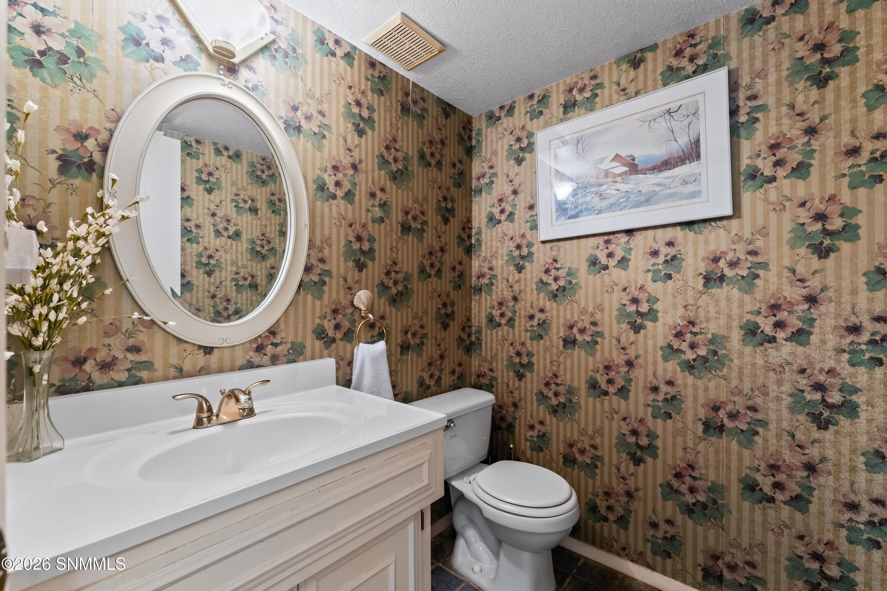208 Magic Shadow Drive Property Photo 21