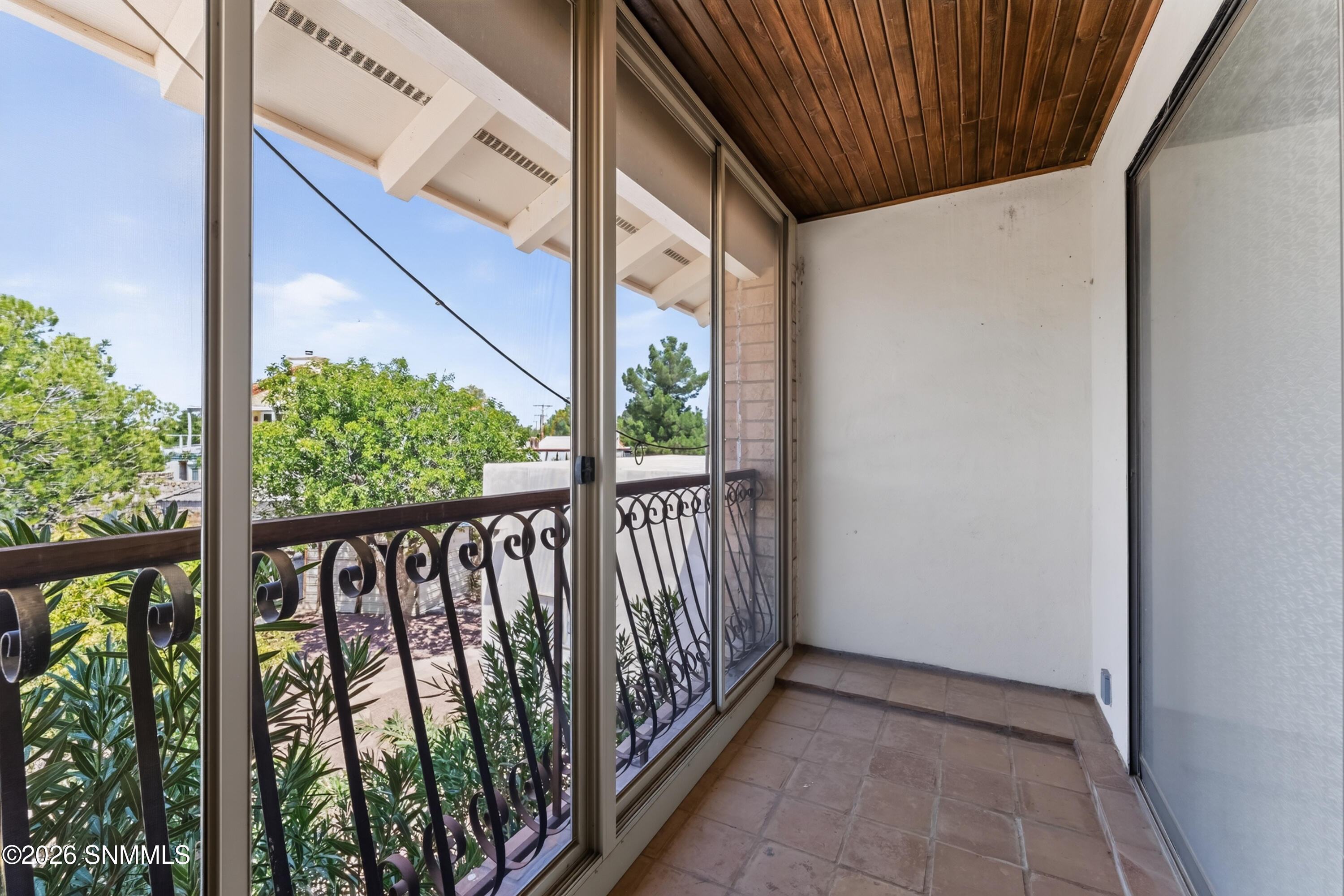 208 Magic Shadow Drive Property Photo 40