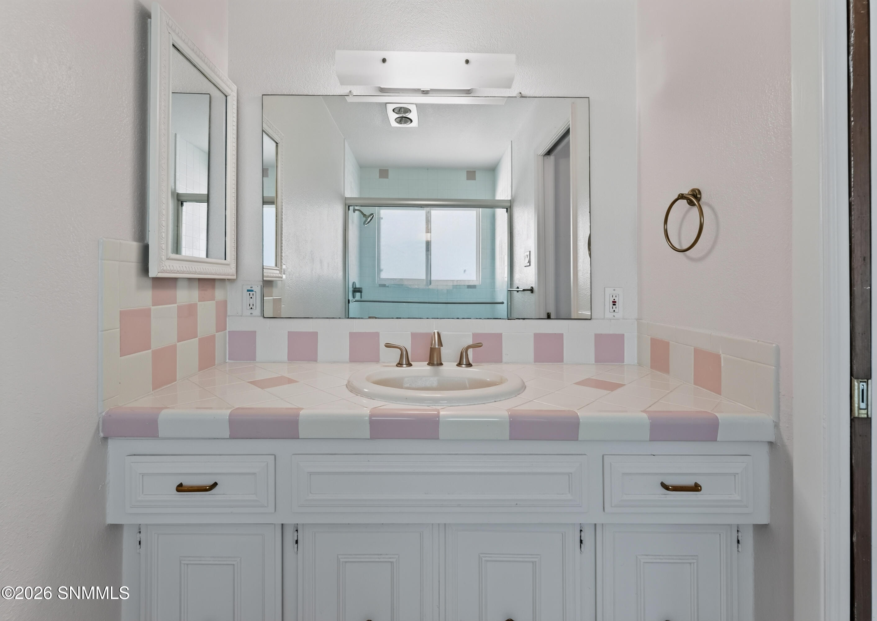 208 Magic Shadow Drive Property Photo 41