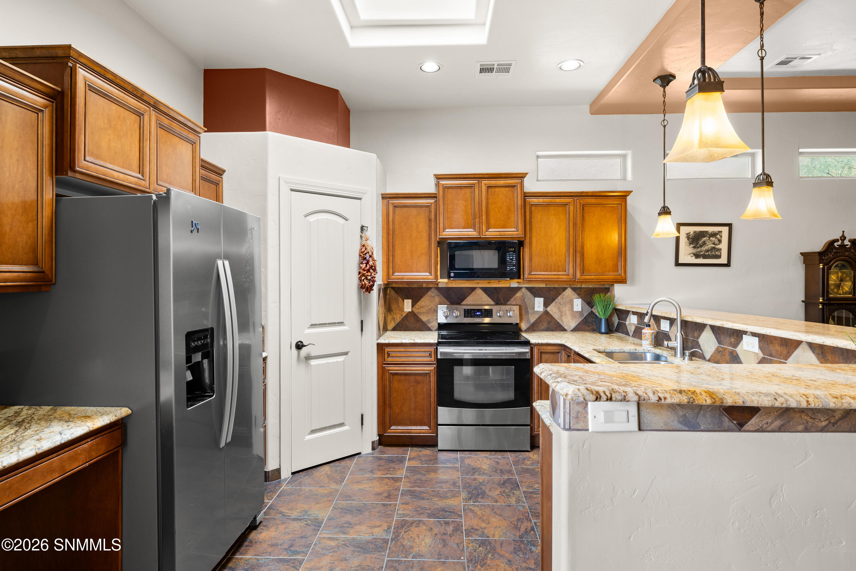 3904 Tayvis Road Property Photo 10