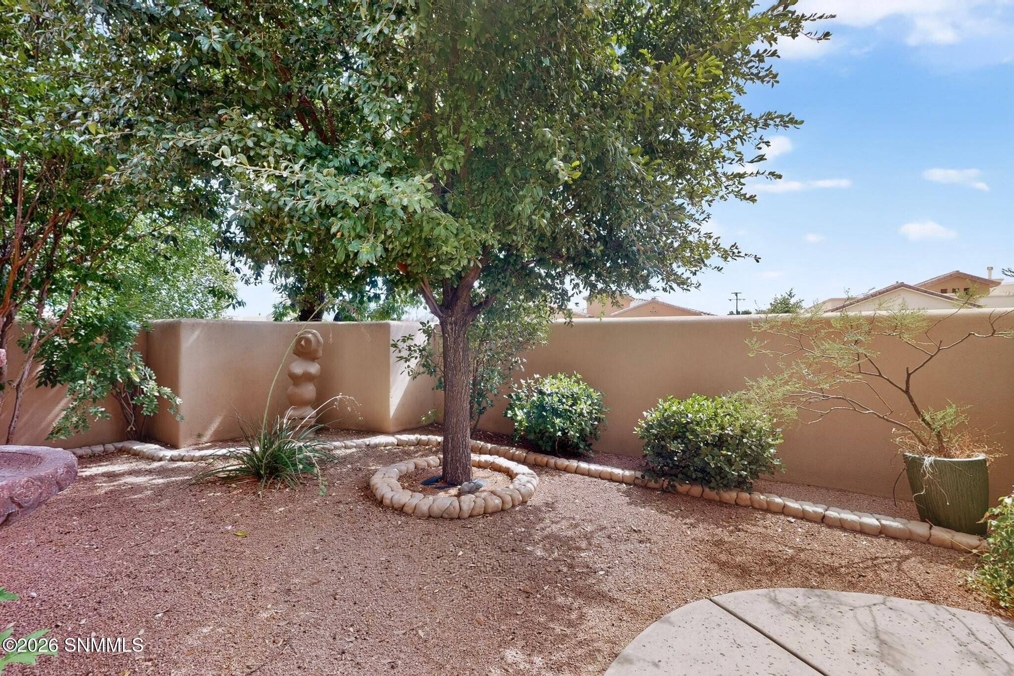 1891 Santanova Arc Property Photo 4