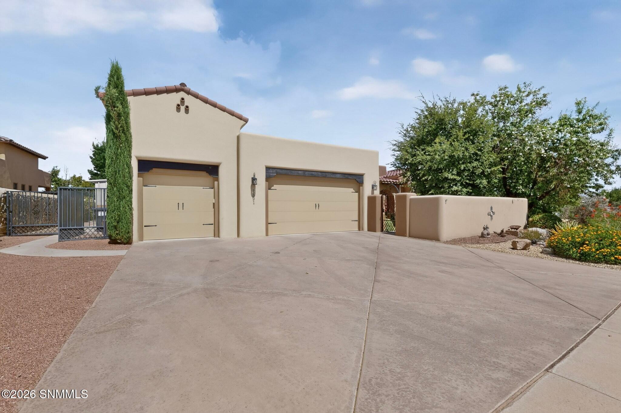 1891 Santanova Arc Property Photo 54