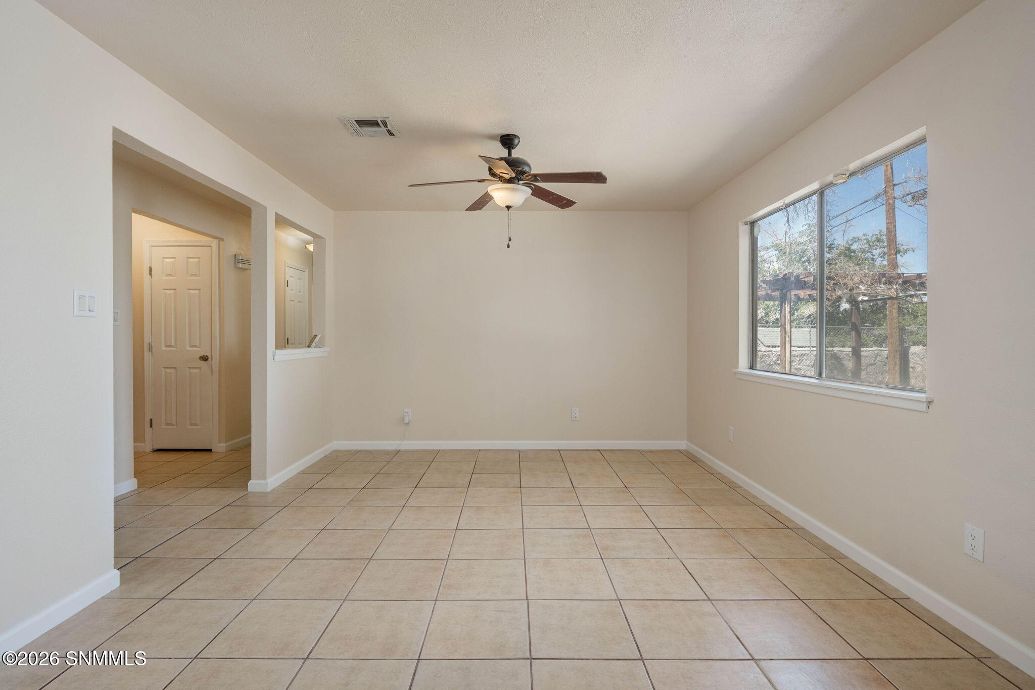 1853 Seldon Avenue Property Photo 7
