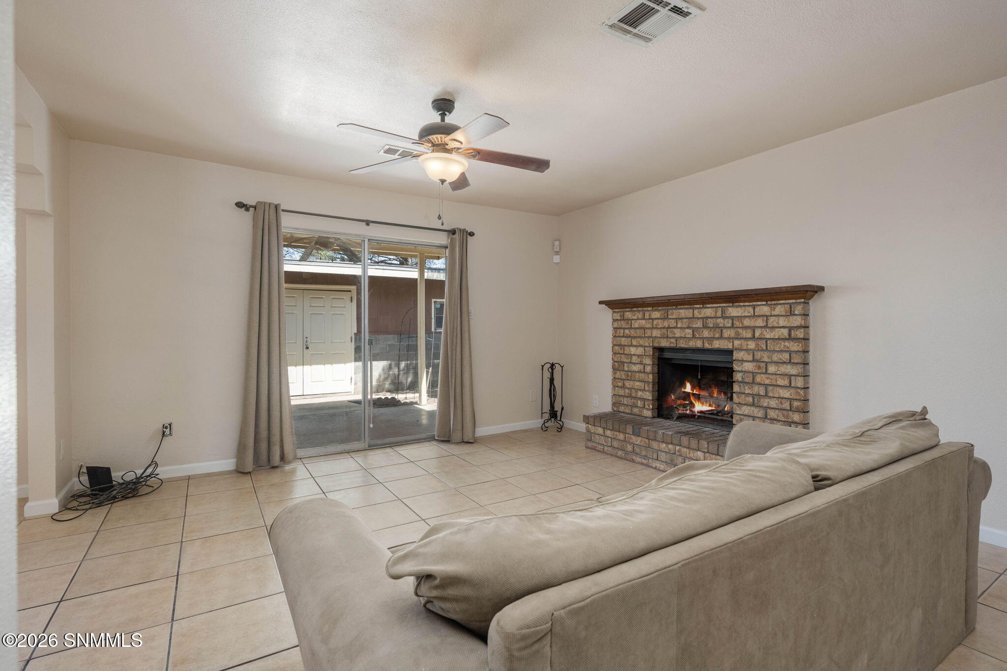 1853 Seldon Avenue Property Photo 10