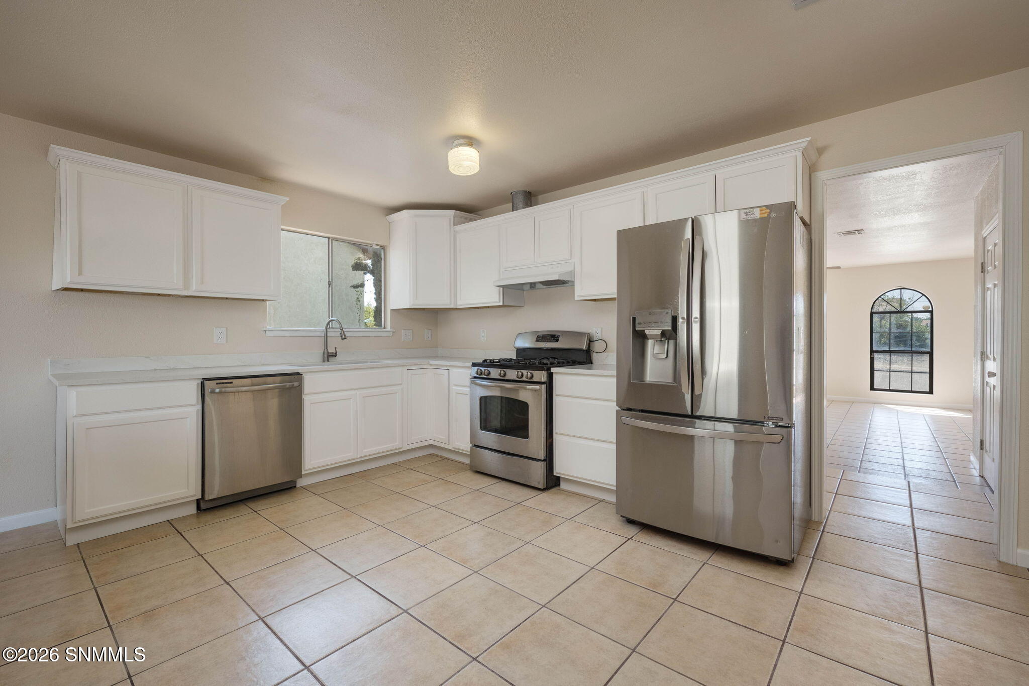 1853 Seldon Avenue Property Photo 11