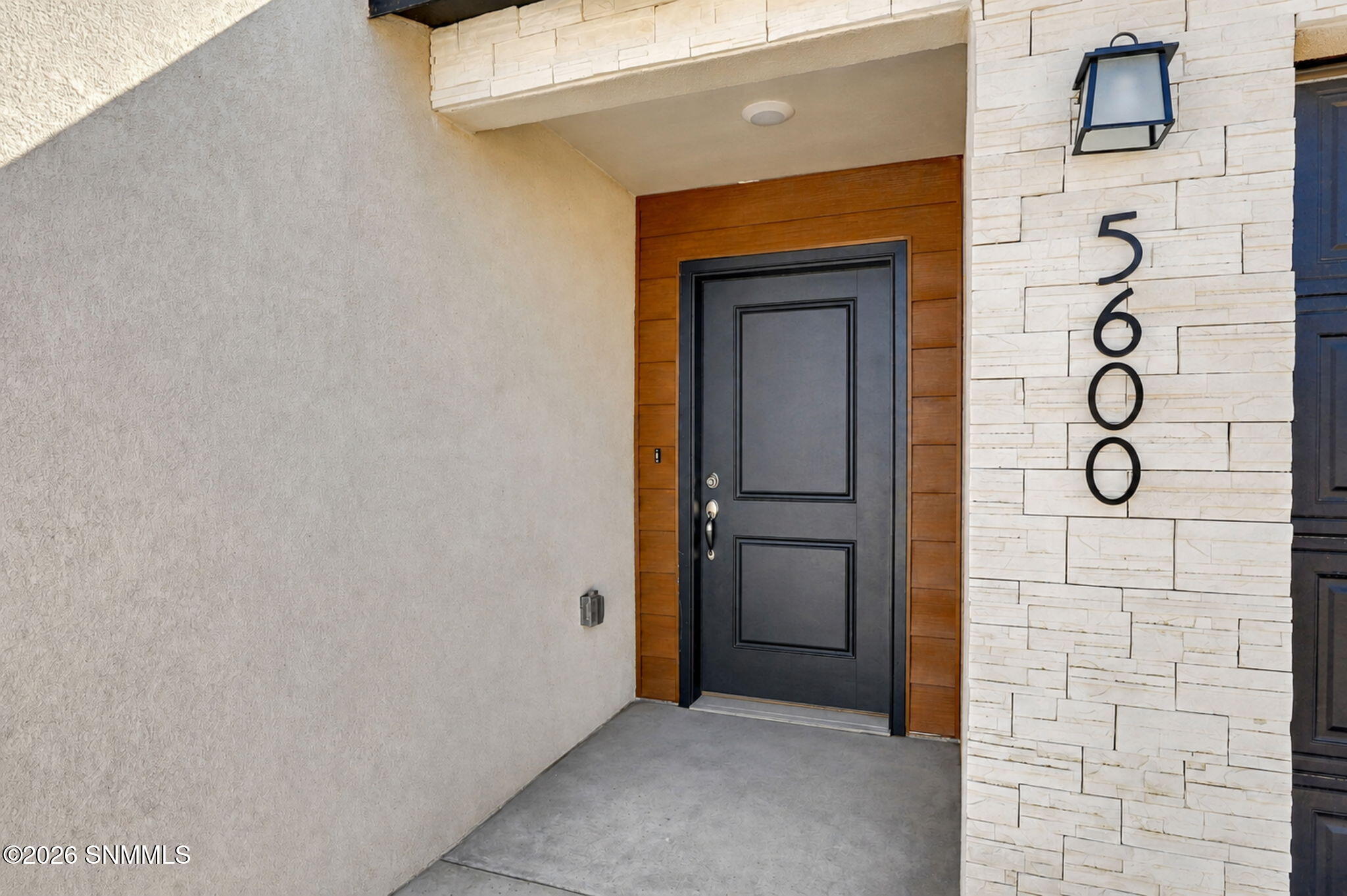 5600 Primorosa Place Property Photo 5