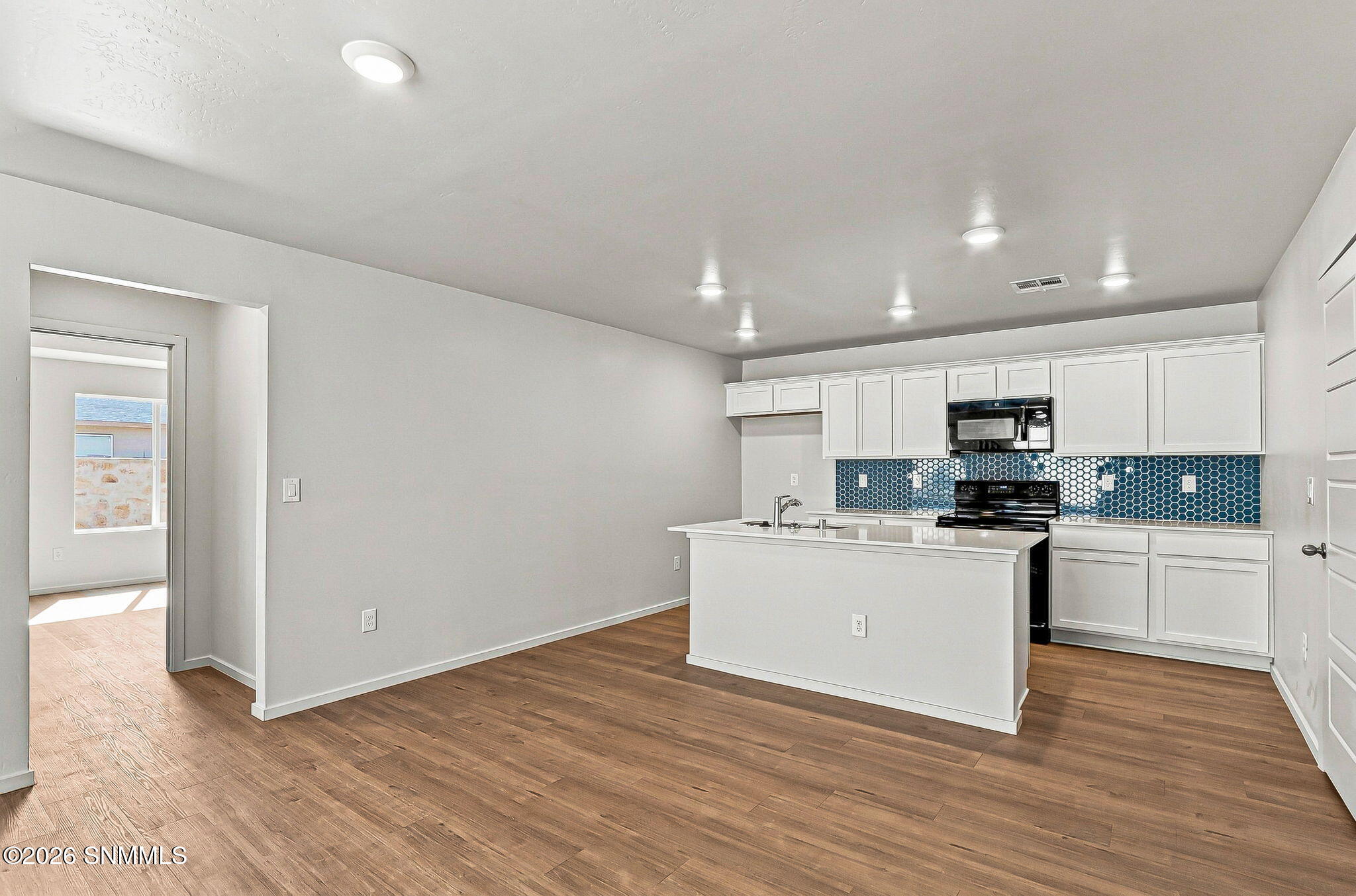 5600 Primorosa Place Property Photo 18