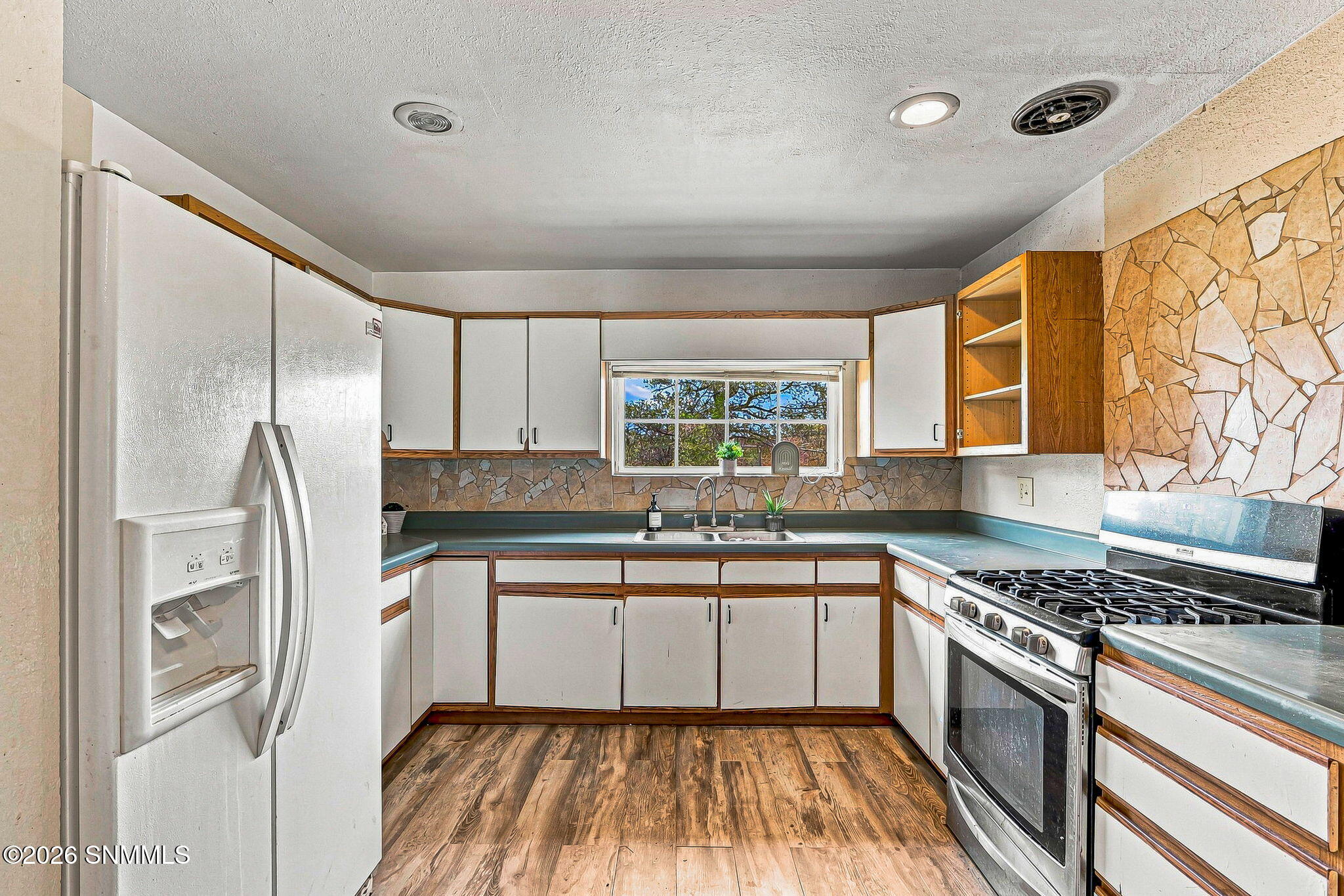 133 Arenas Valley Road Property Photo 5