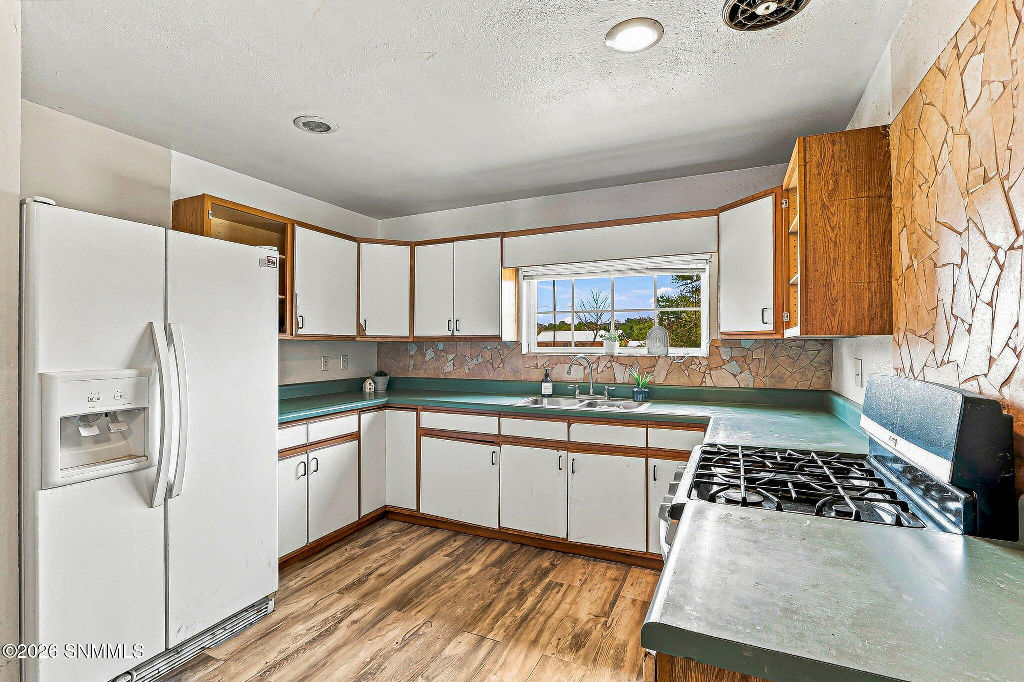 133 Arenas Valley Road Property Photo 8