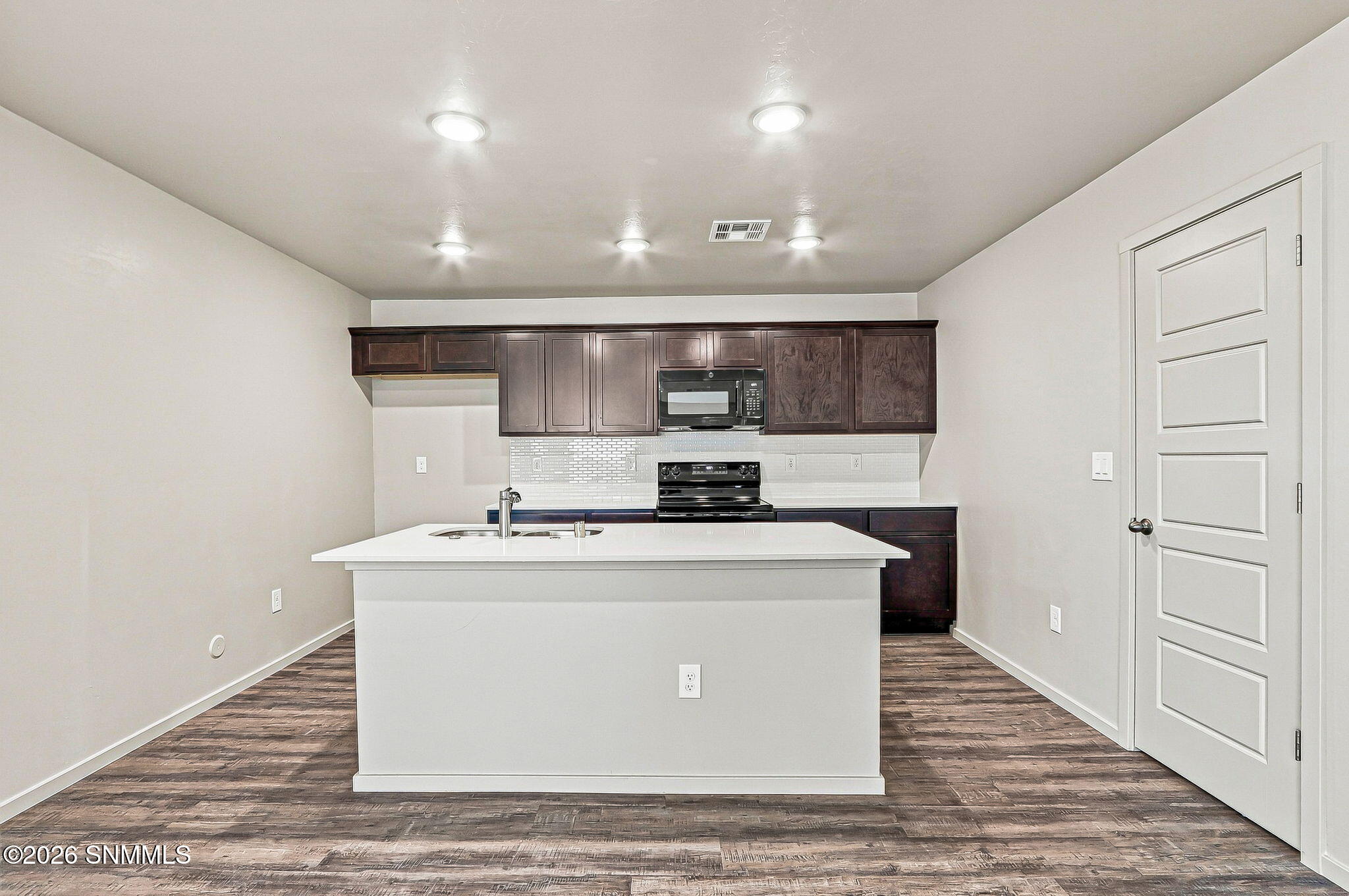 5567 Primorosa Place Property Photo 15