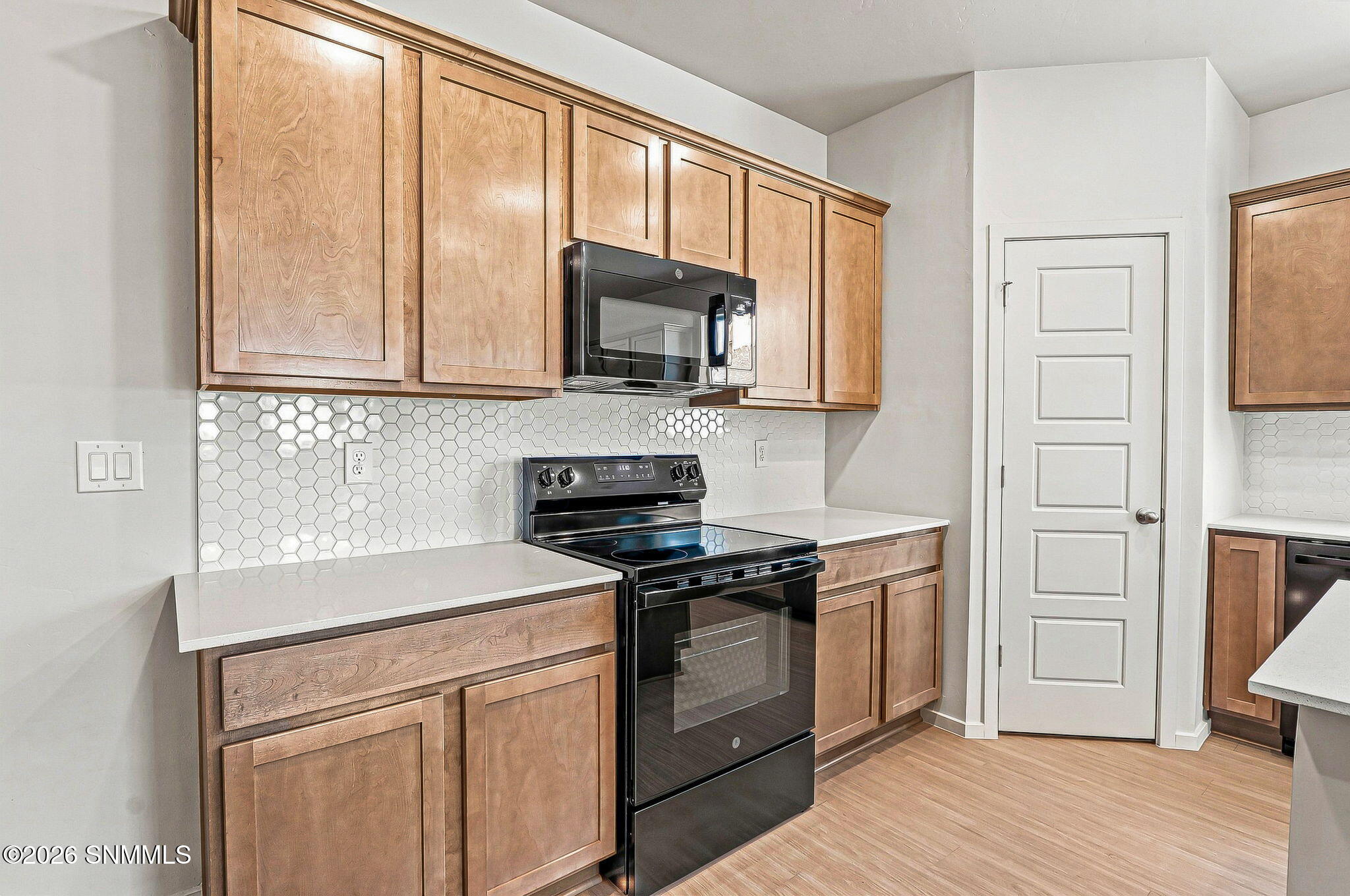 5570 Primorosa Place Property Photo 7