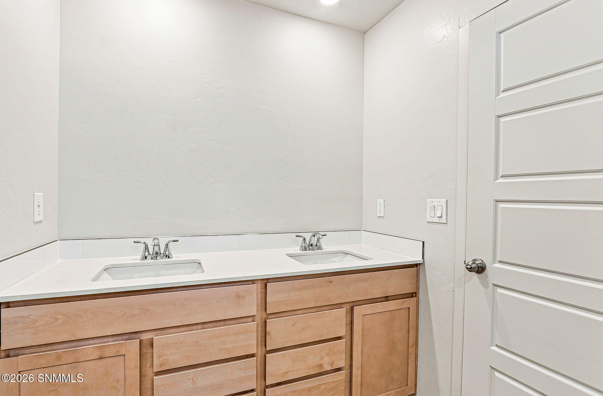 5570 Primorosa Place Property Photo 34