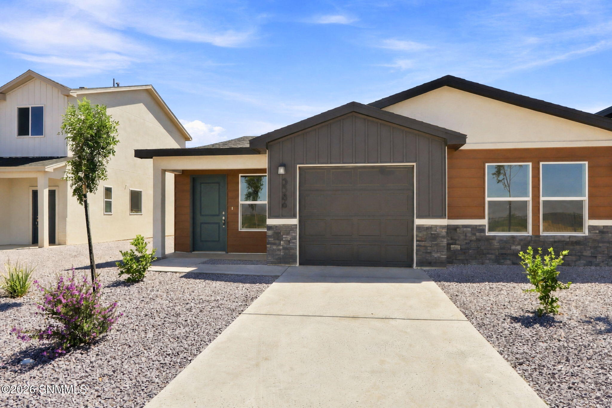 5586 Risa Allegra Place Property Photo 2