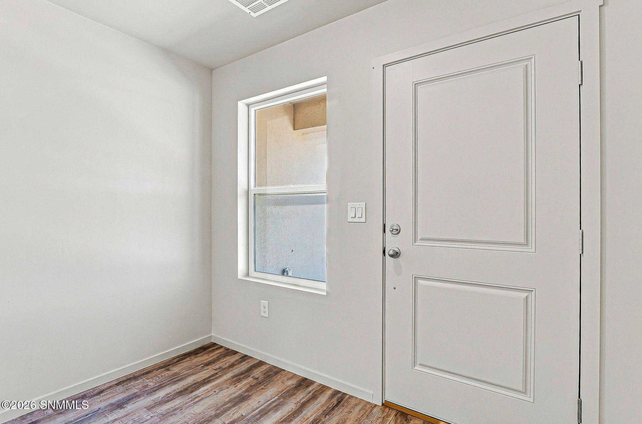 5586 Risa Allegra Place Property Photo 4