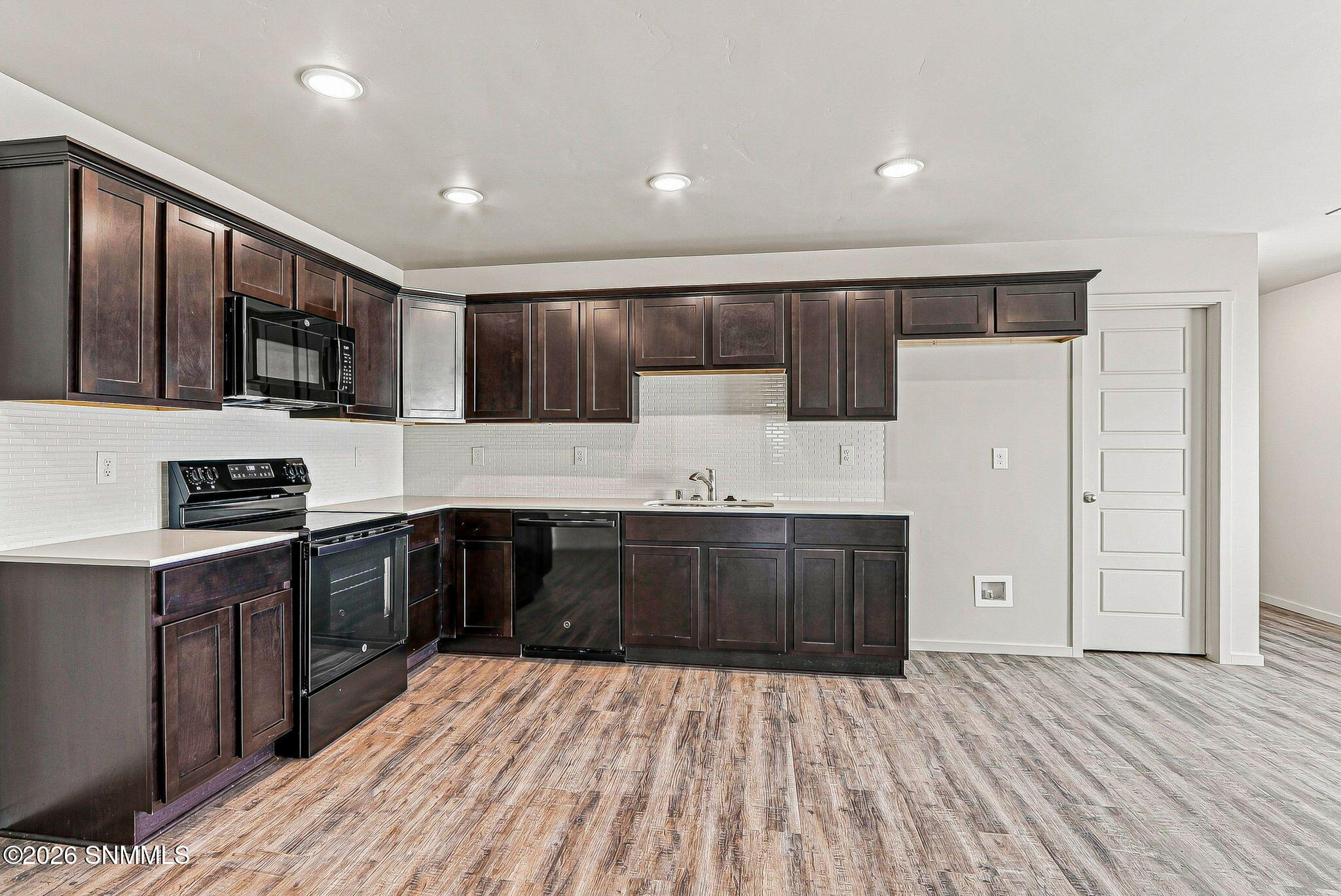 5586 Risa Allegra Place Property Photo 12