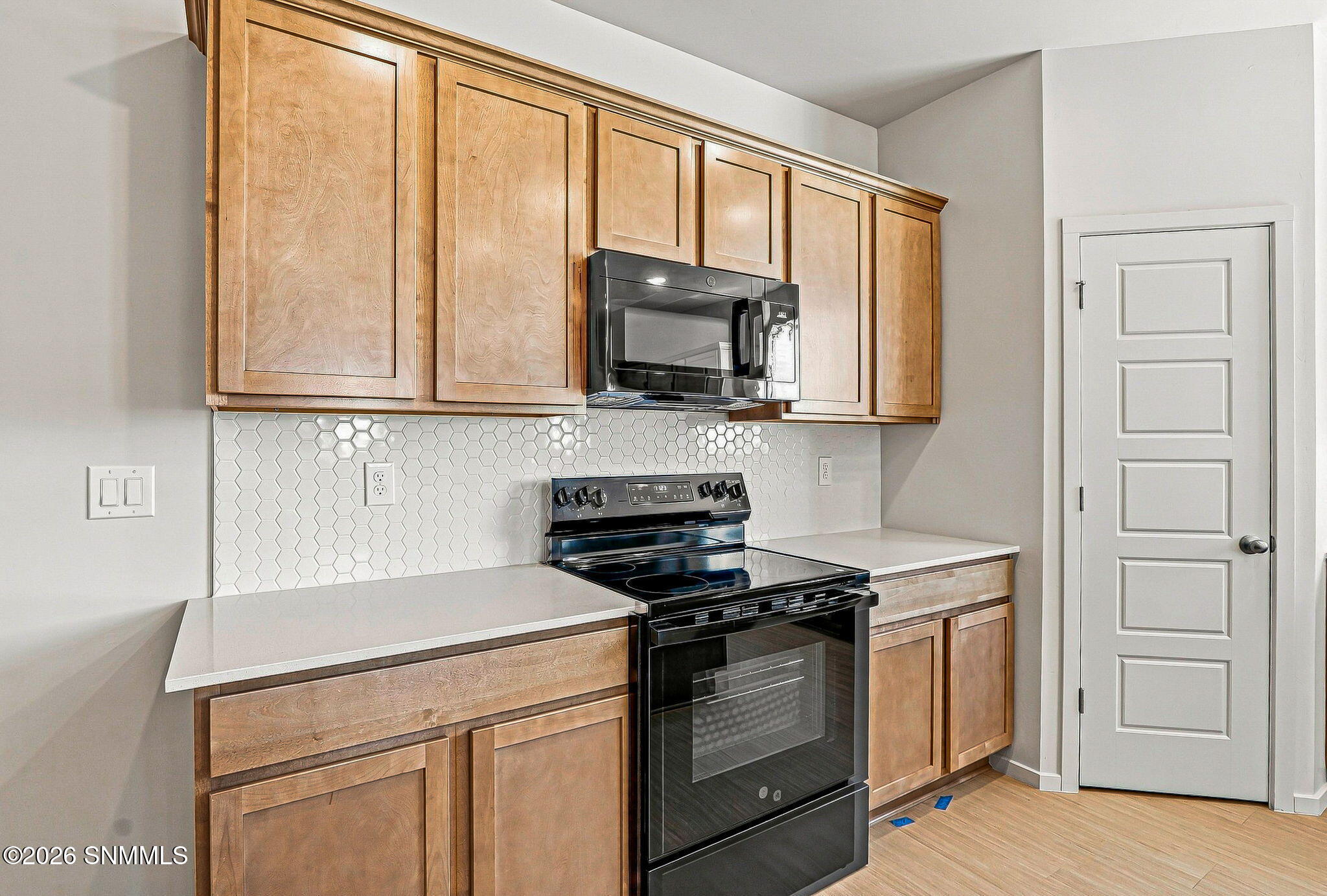 5547 Primorosa Place Property Photo 8