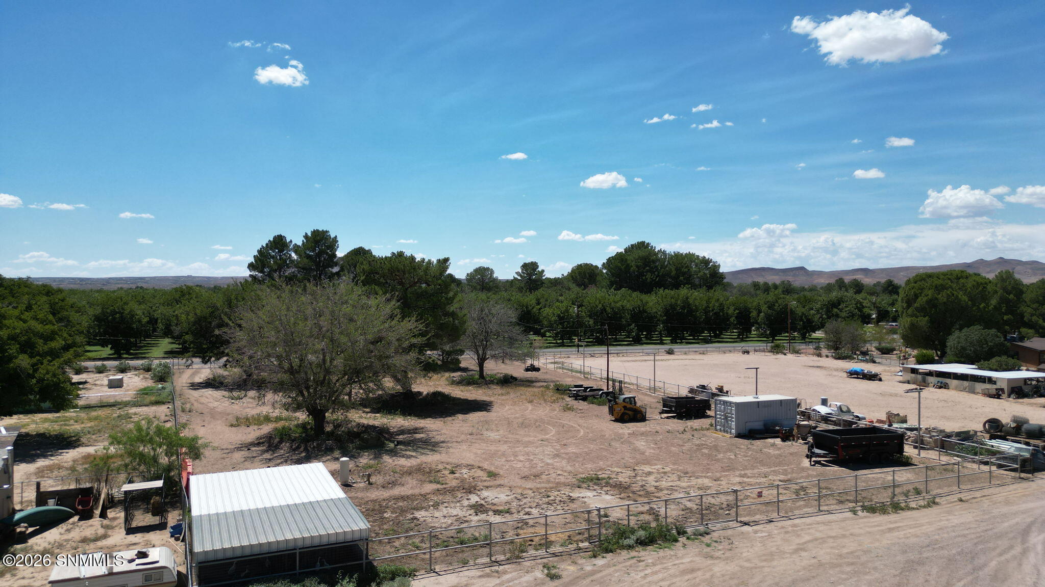 4320 Southwind Road Property Photo 3