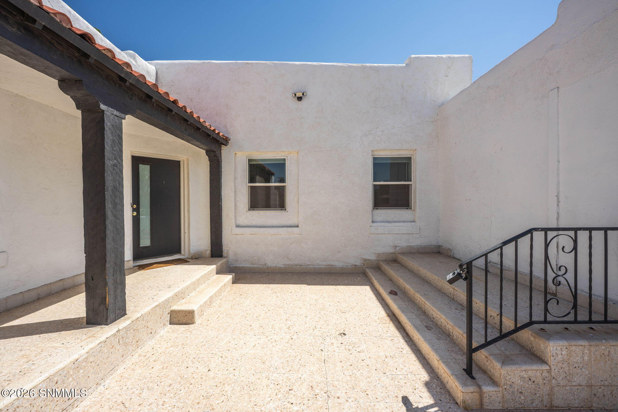 1040 Hess Terrace Property Photo 8