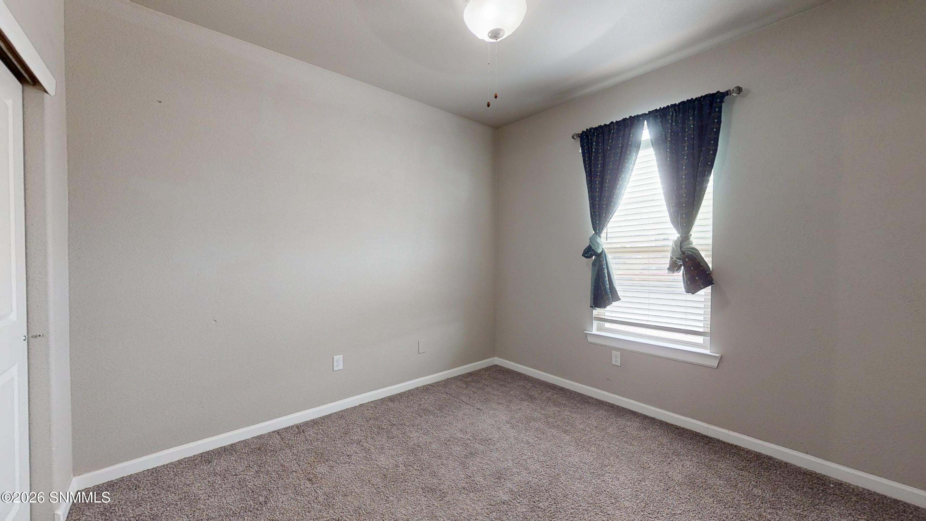 1092 Nickel Hill Avenue Property Photo 6