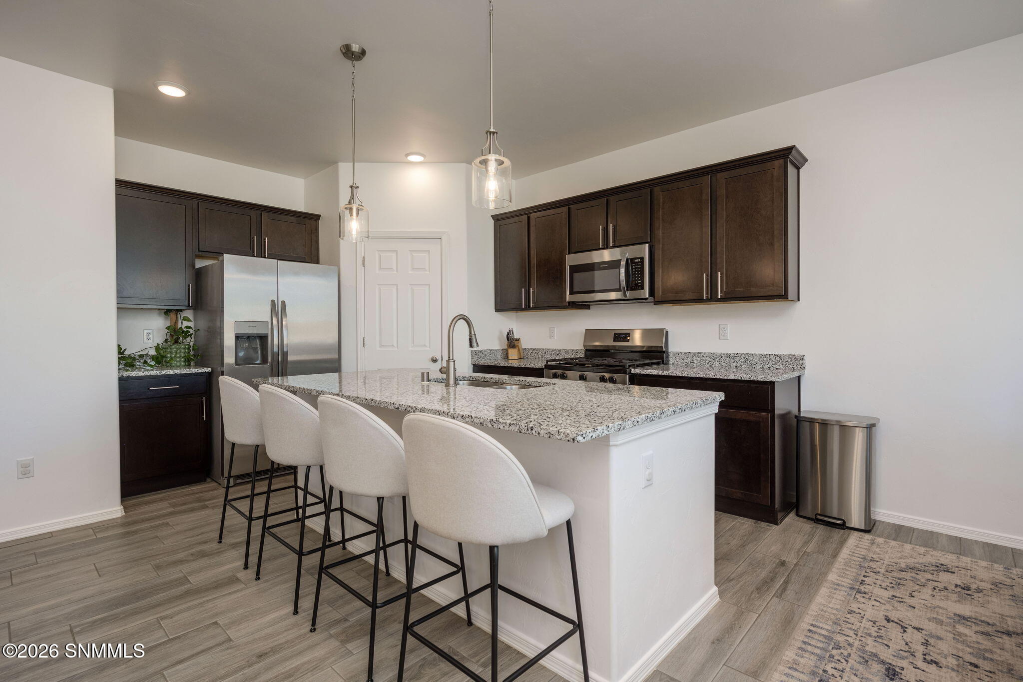 6109 Montgomery Road Property Photo 8