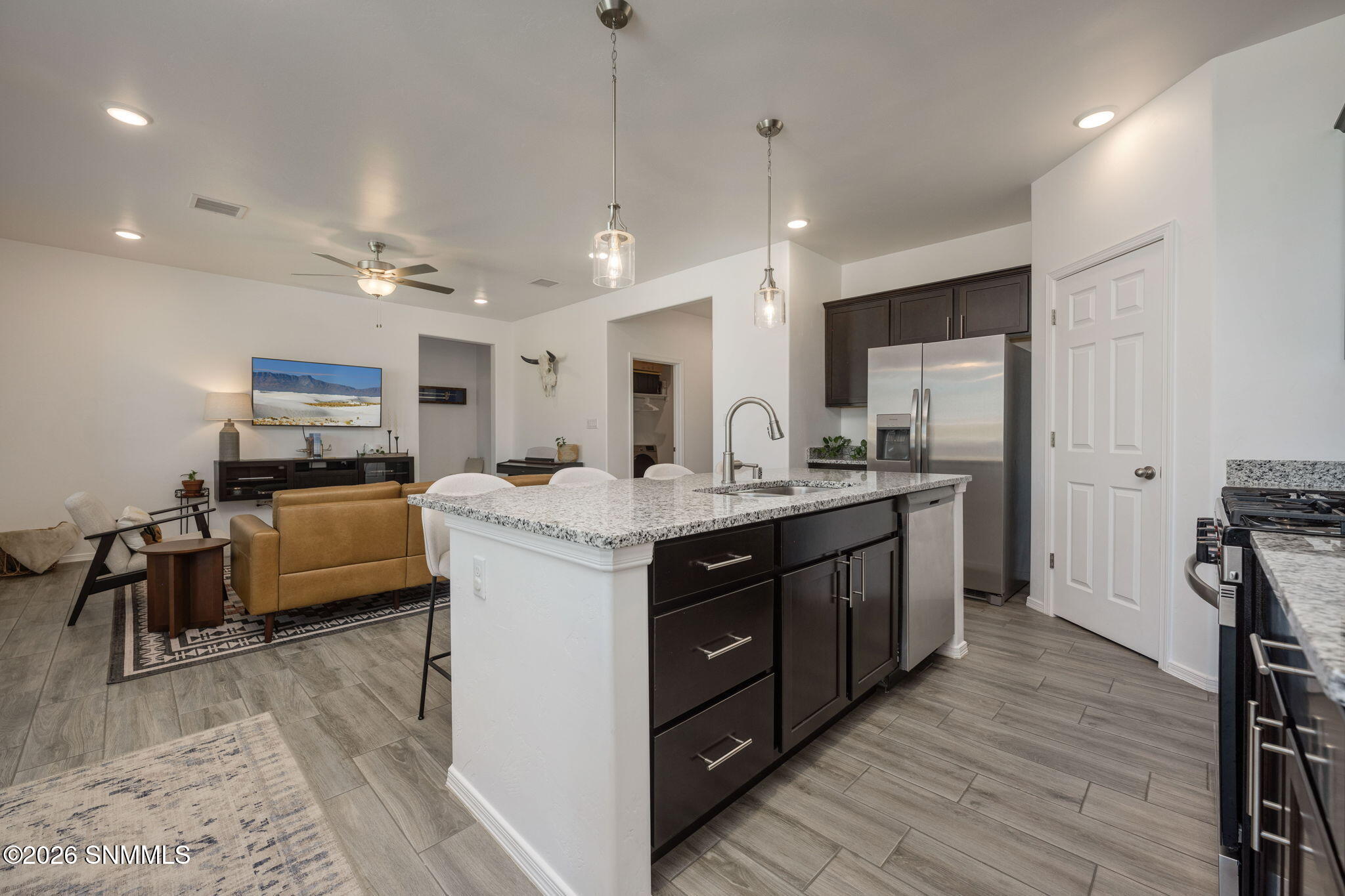 6109 Montgomery Road Property Photo 11