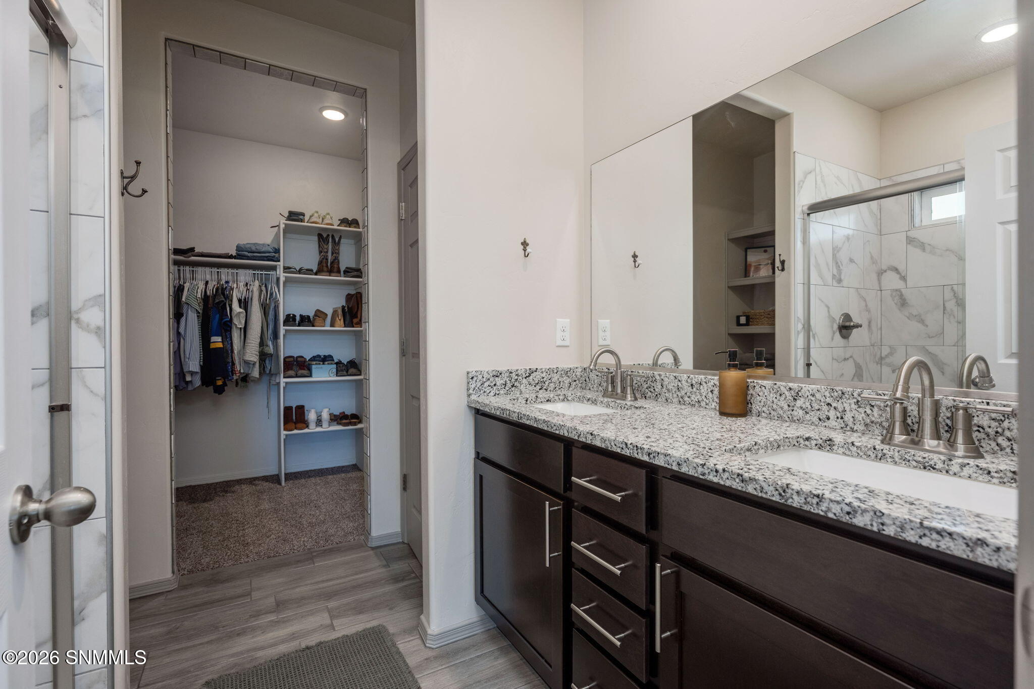 6109 Montgomery Road Property Photo 16