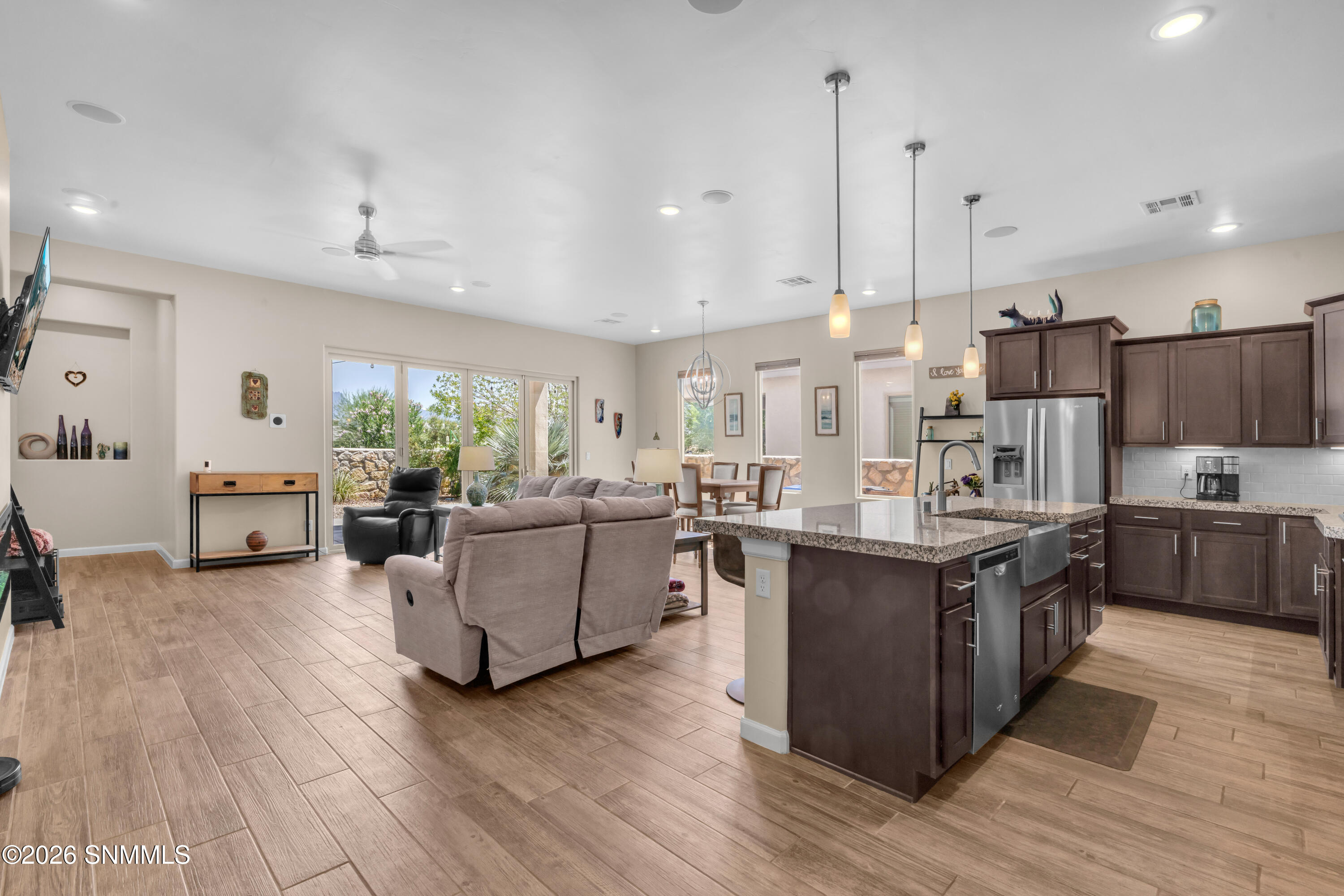 3701 Golden Echo Loop Property Photo 6