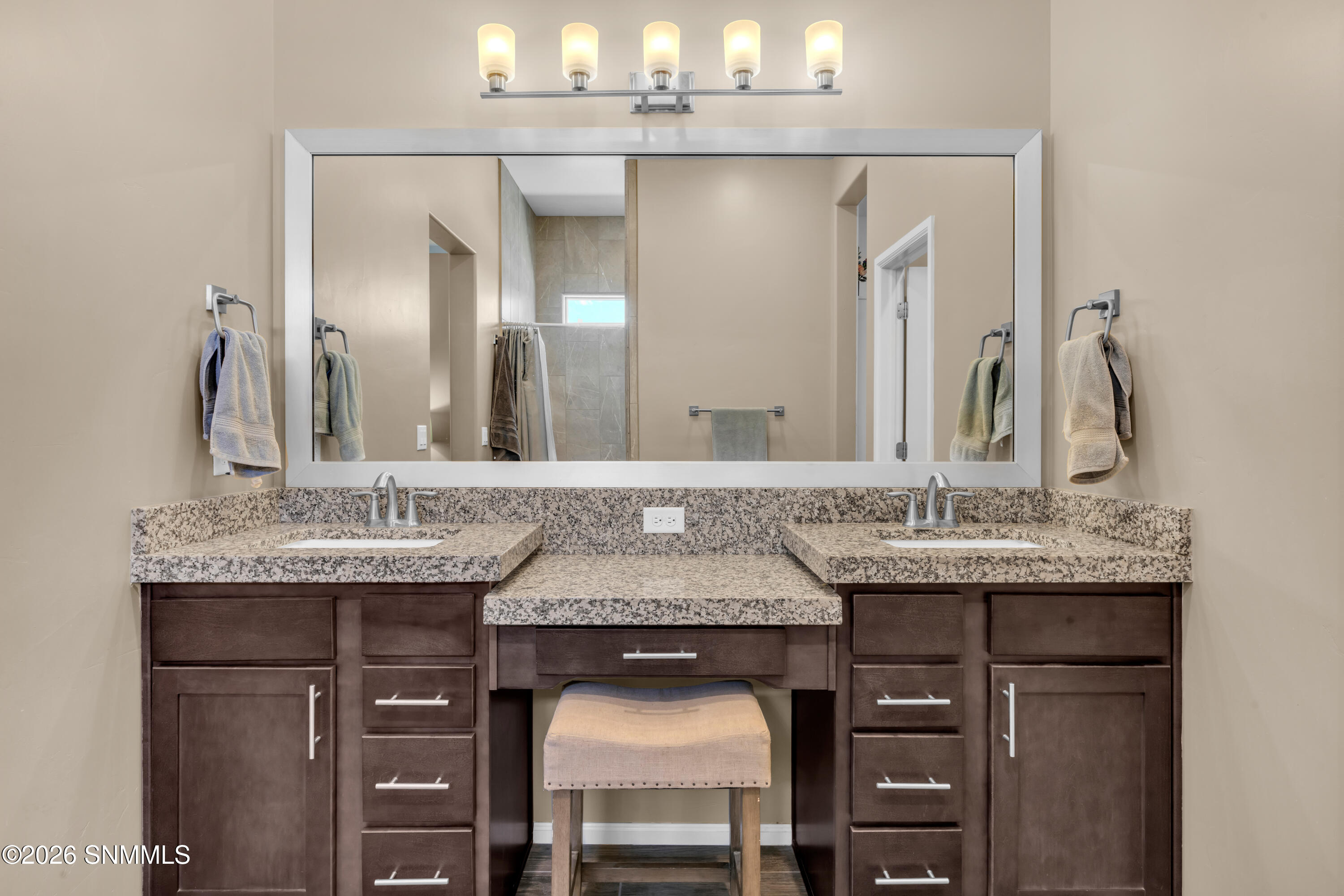 3701 Golden Echo Loop Property Photo 24