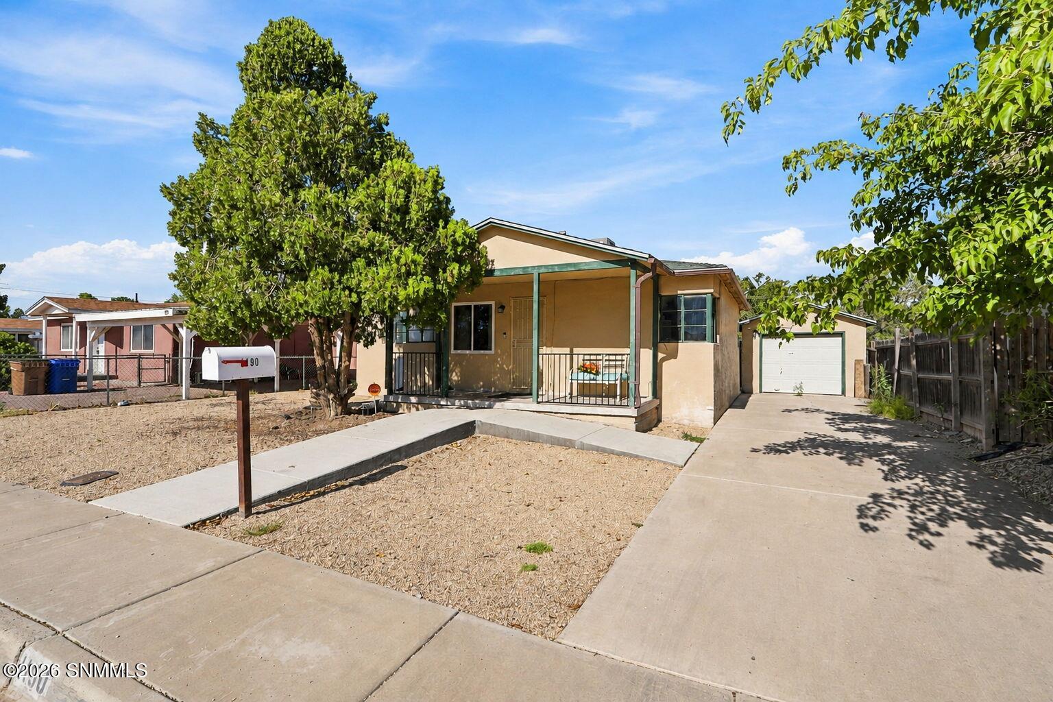 1190 Douglas Drive Property Photo 1