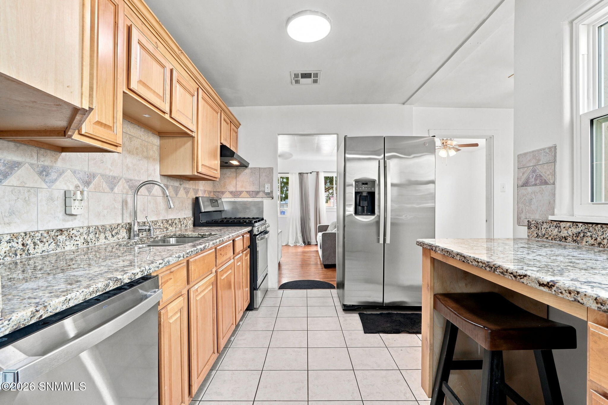 1190 Douglas Drive Property Photo 12