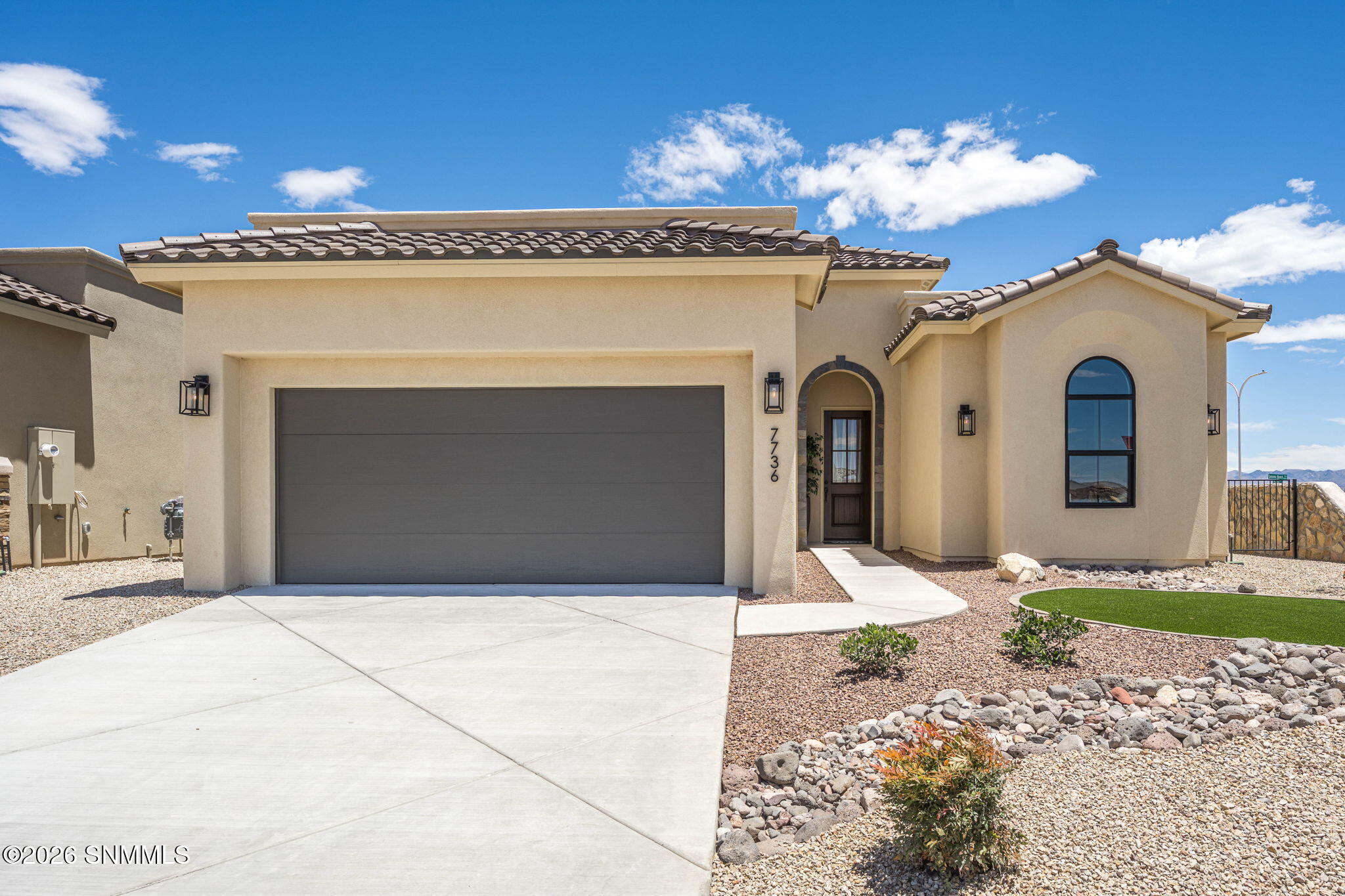 7736 Celestial Street Property Photo 4