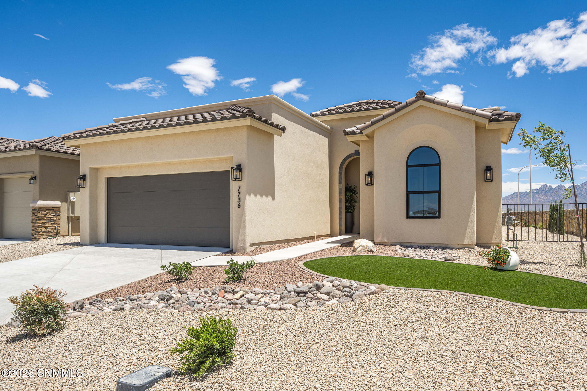 7736 Celestial Street Property Photo 5