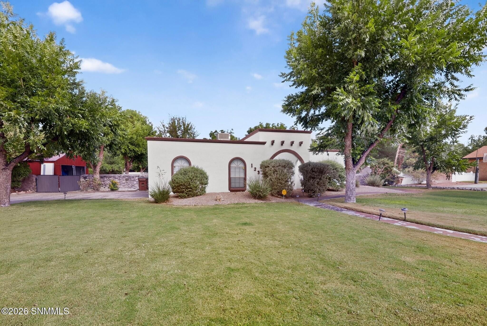123 Lytton Circle Property Photo 1