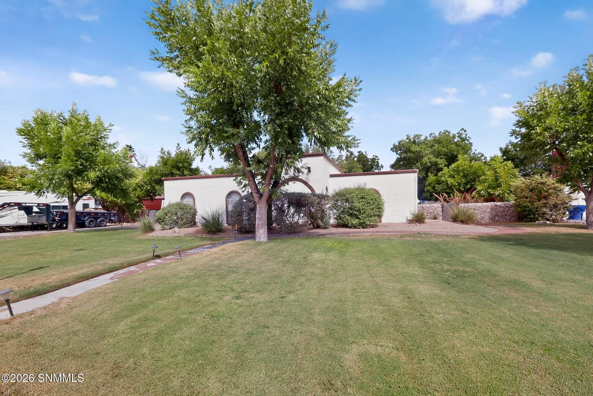 123 Lytton Circle Property Photo 3
