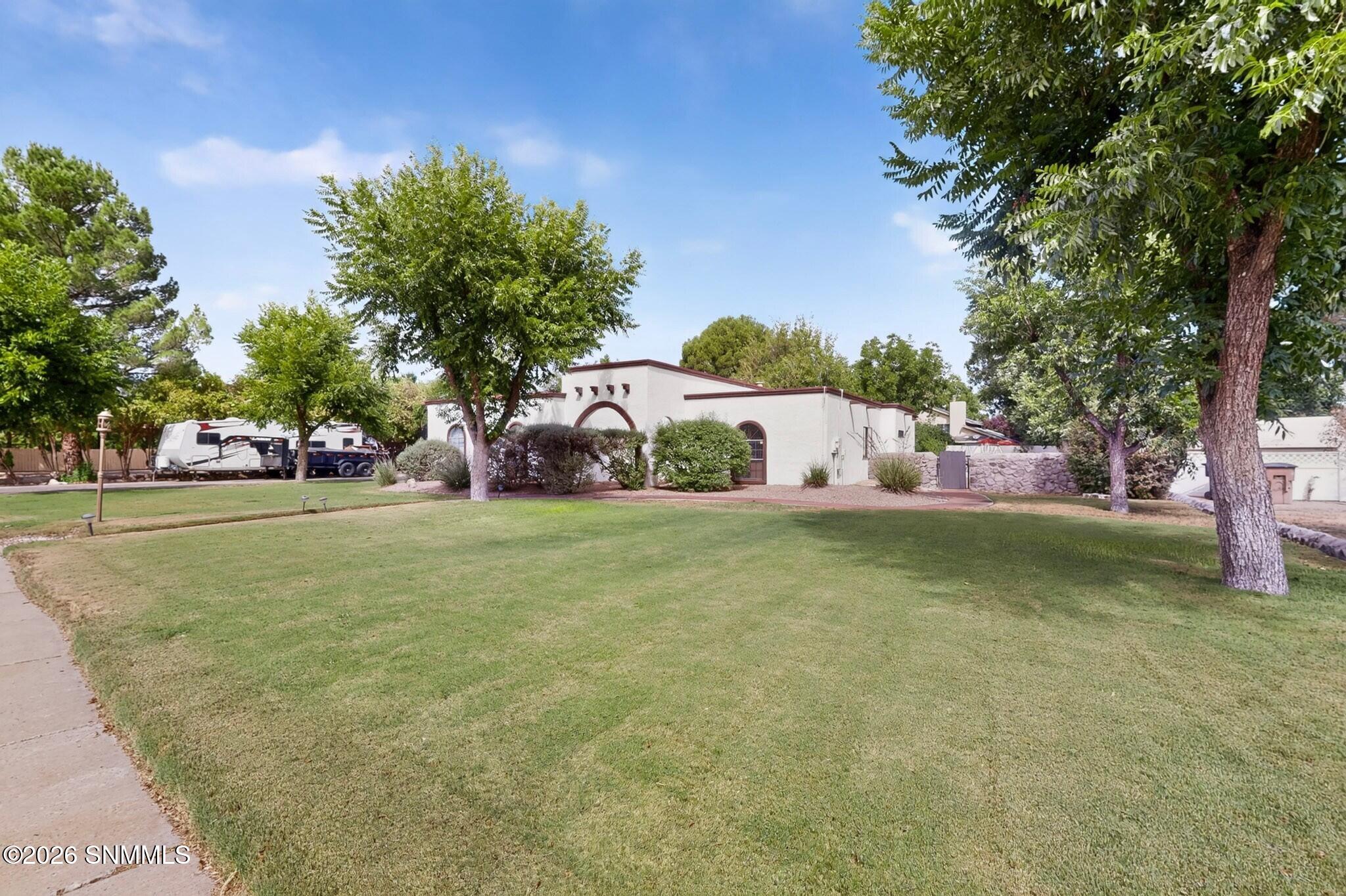 123 Lytton Circle Property Photo 8