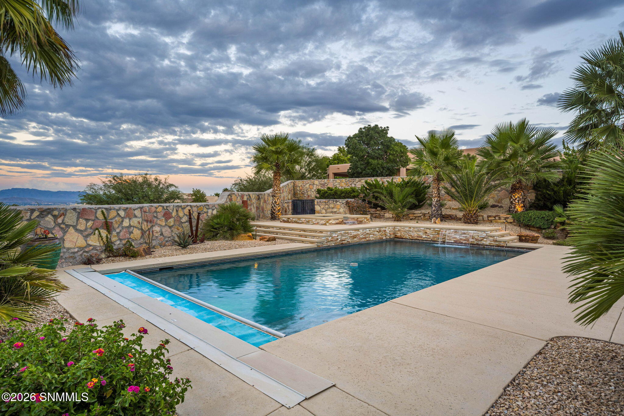 1228 Sonnet Court Property Photo 2