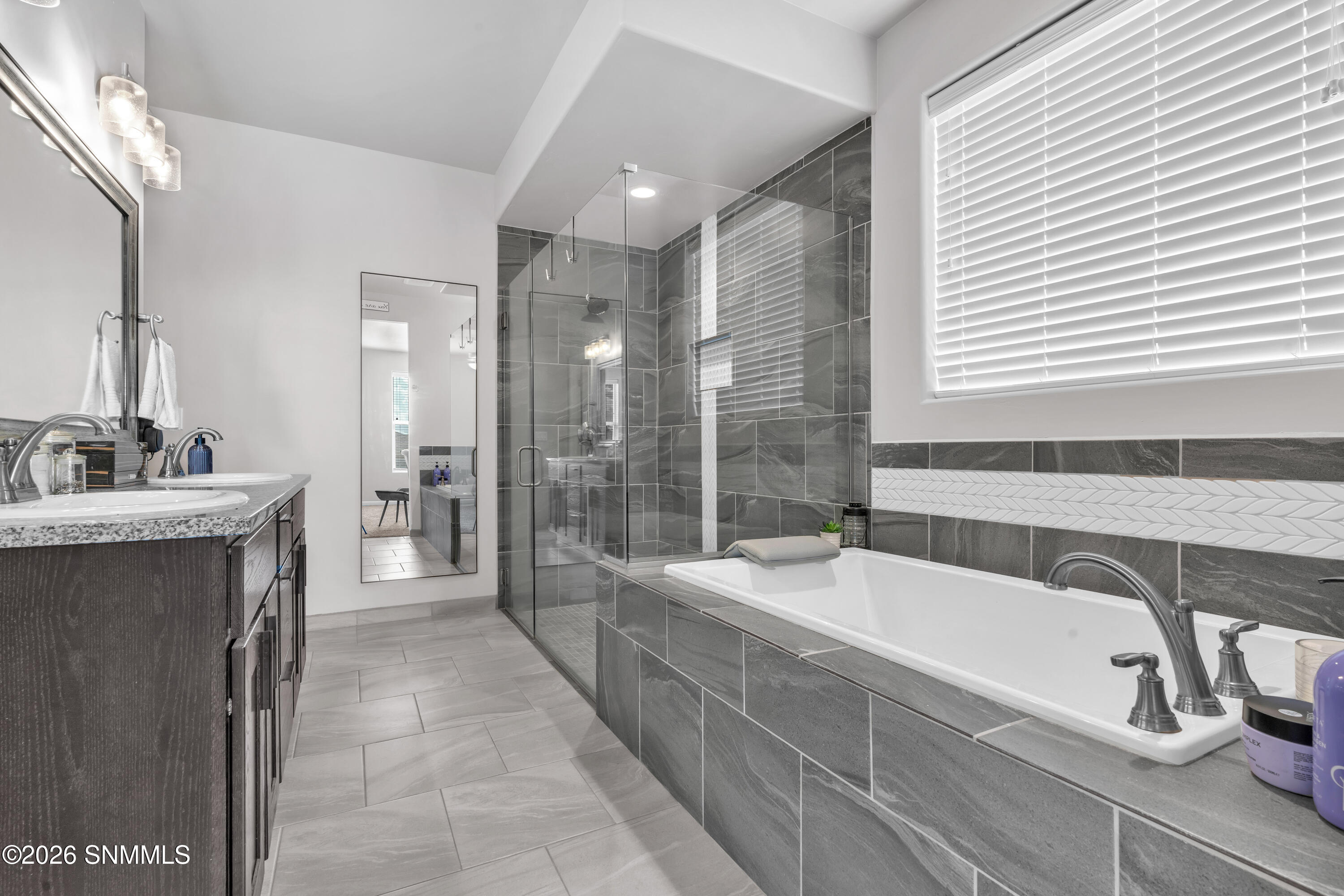 1409 Lenox Avenue Property Photo 21