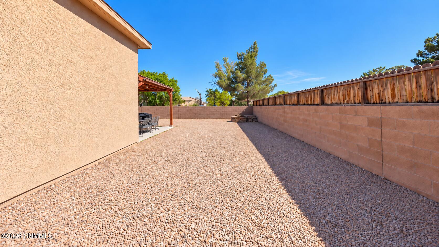 999 Gilmer Way Property Photo 15