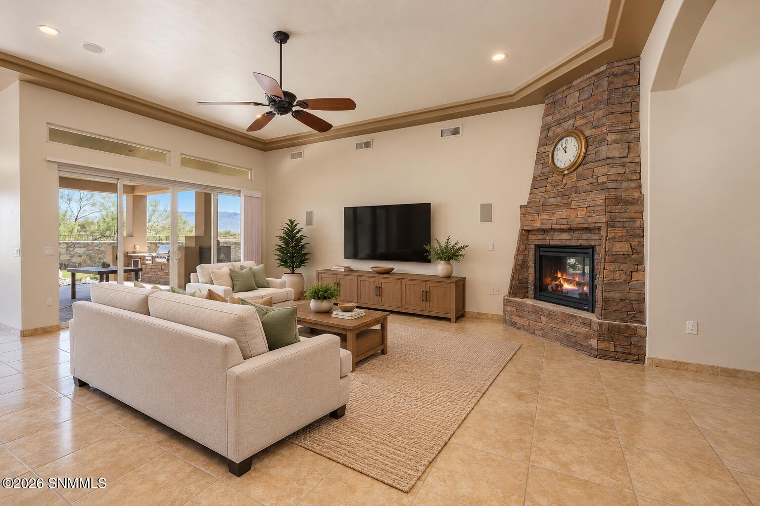 5667 Calle De Paradise Property Photo 11